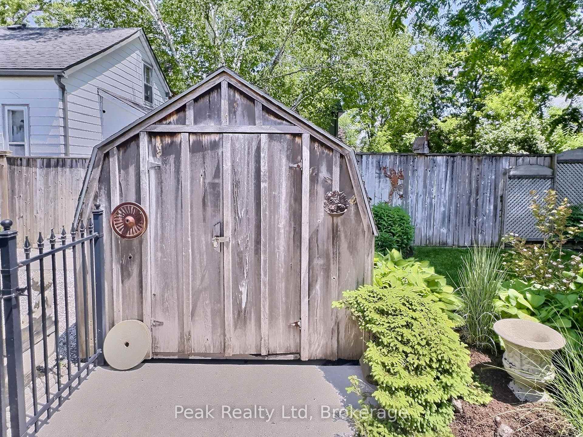 Photo 18 of 131 Douro Street, Stratford — HOMEH