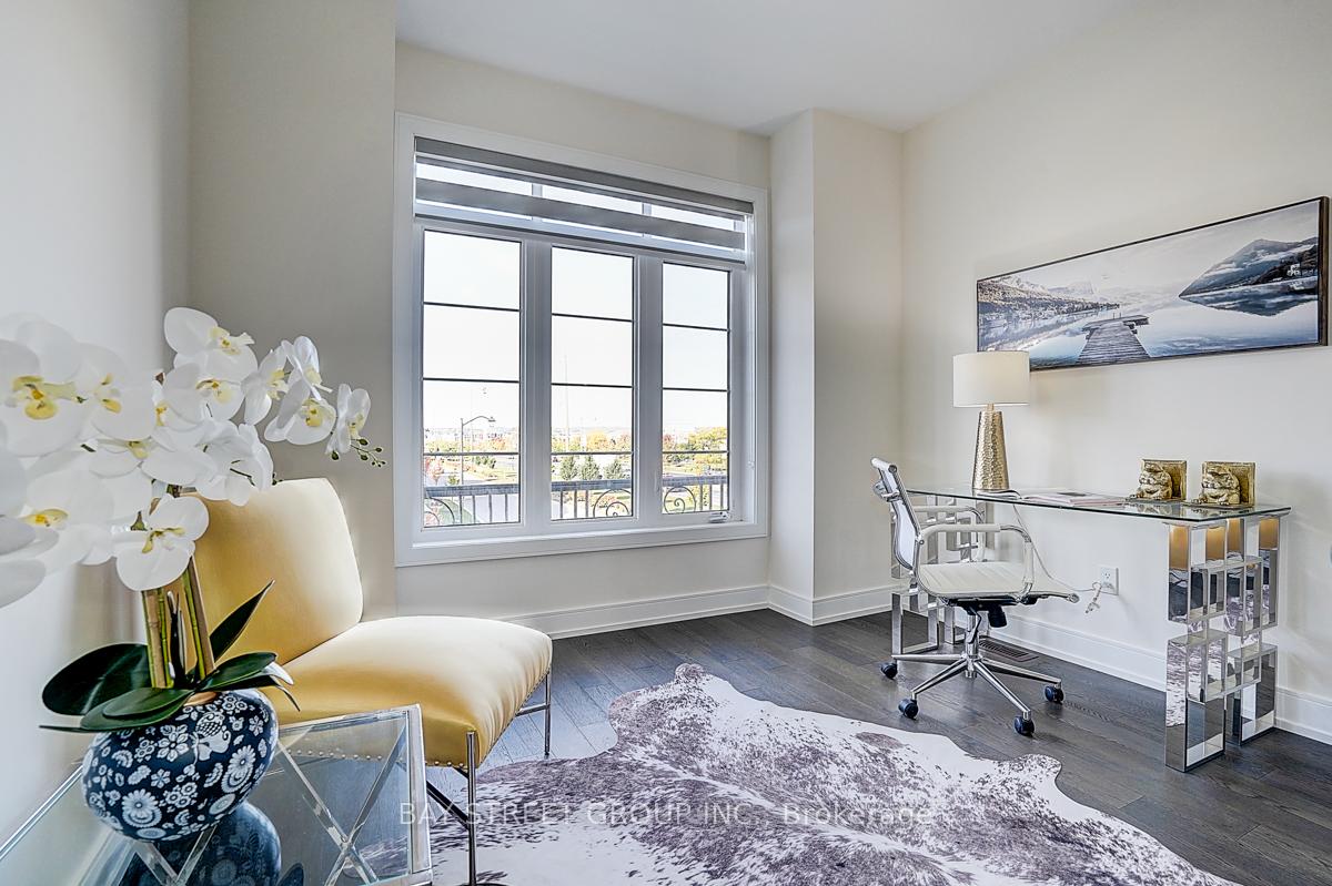 Photo 23 of 50 Botelho Circle W, Aurora, Bayview Southeast — HOMEH