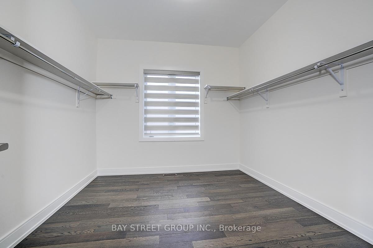 Photo 33 of 50 Botelho Circle W, Aurora, Bayview Southeast — HOMEH