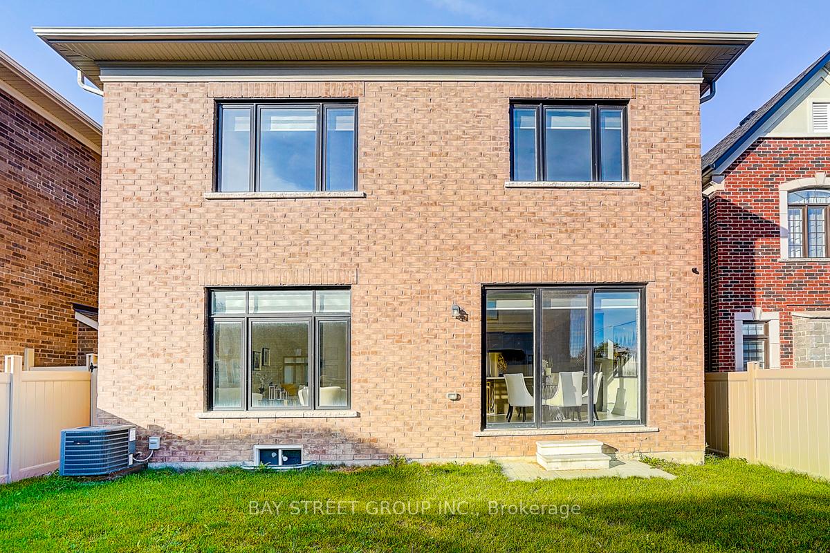Photo 44 of 50 Botelho Circle W, Aurora, Bayview Southeast — HOMEH