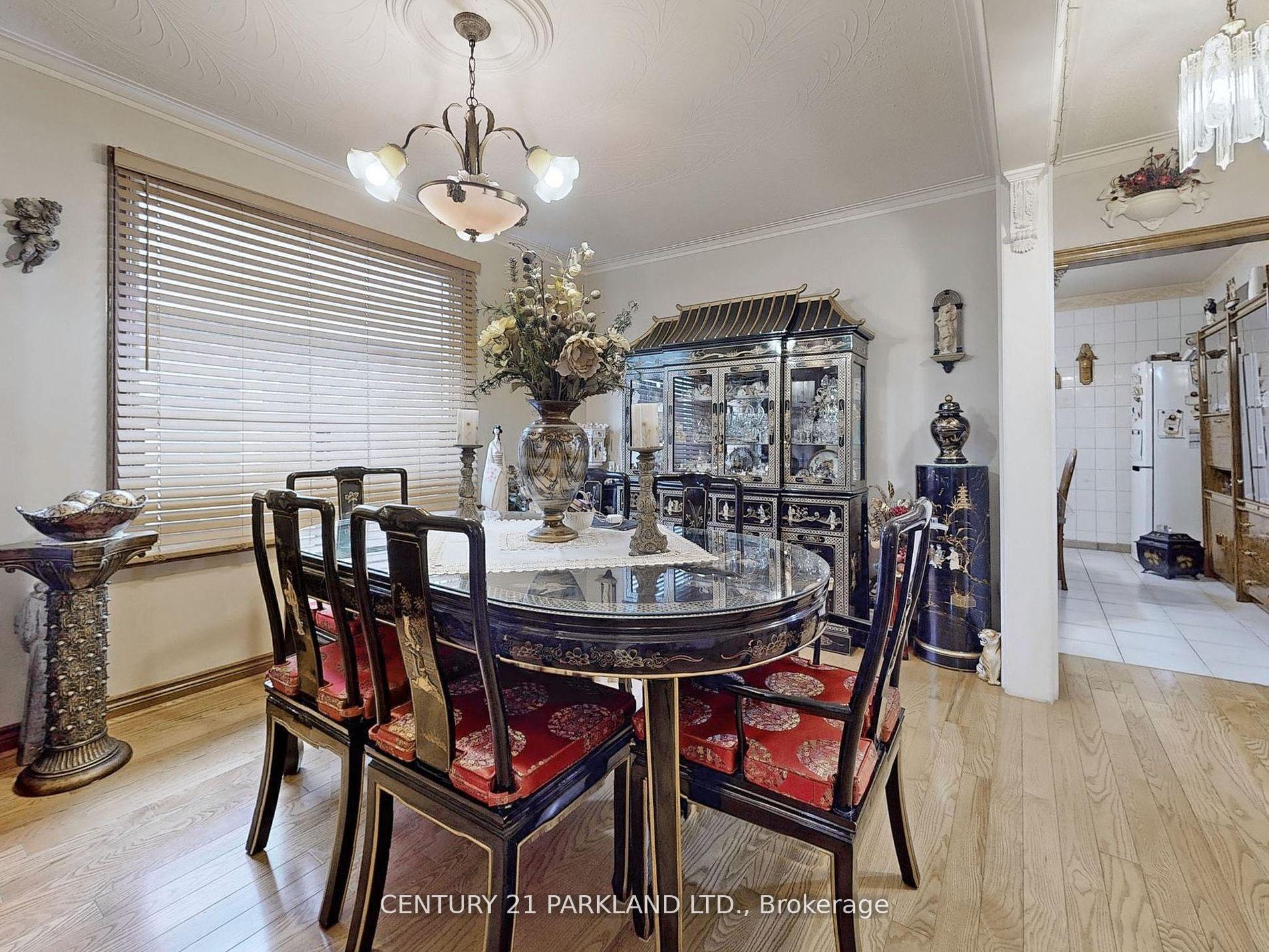Photo 9 of 526 Milverton Boulevard, Toronto, Danforth — HOMEH