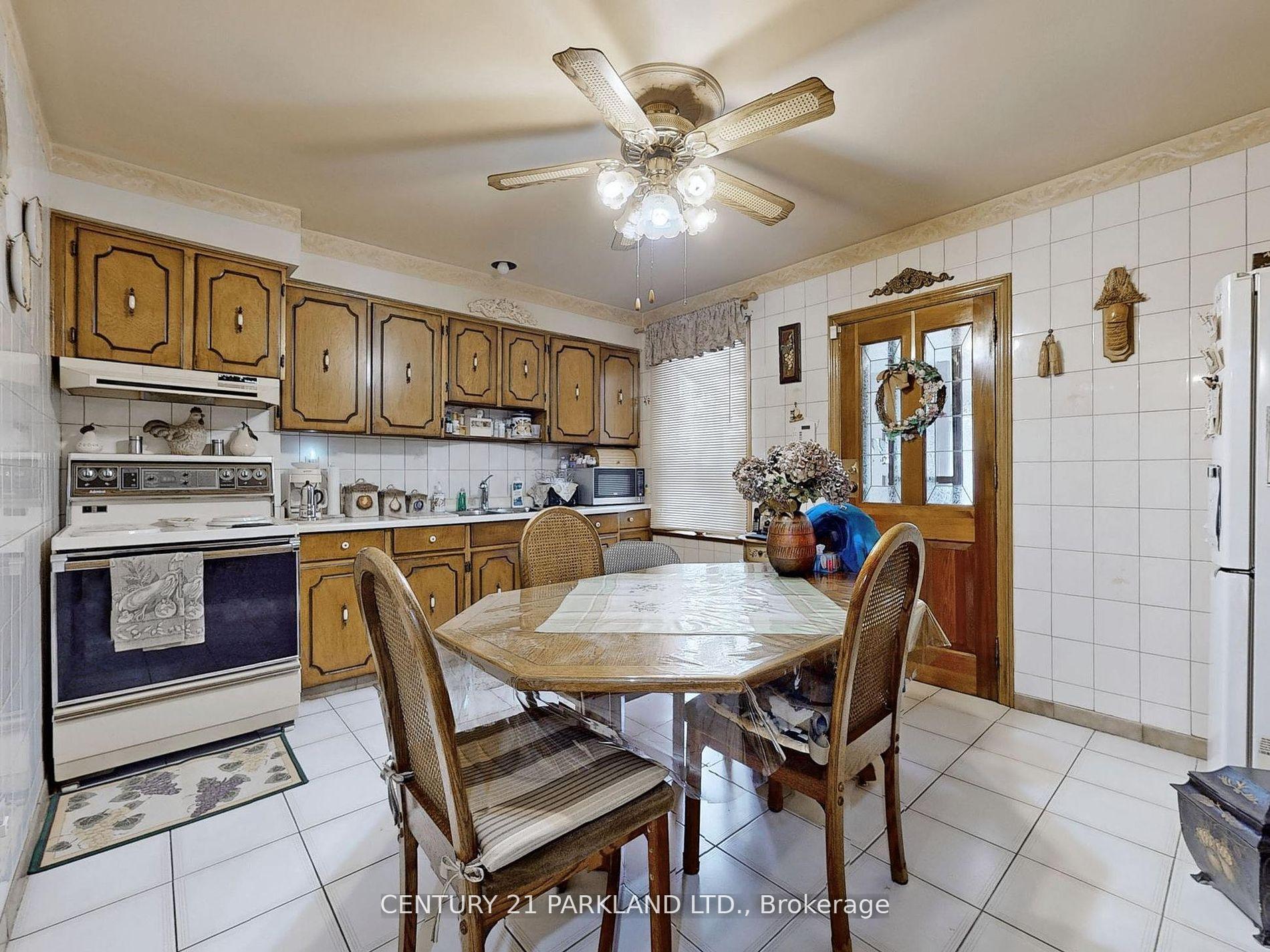 Photo 8 of 526 Milverton Boulevard, Toronto, Danforth — HOMEH