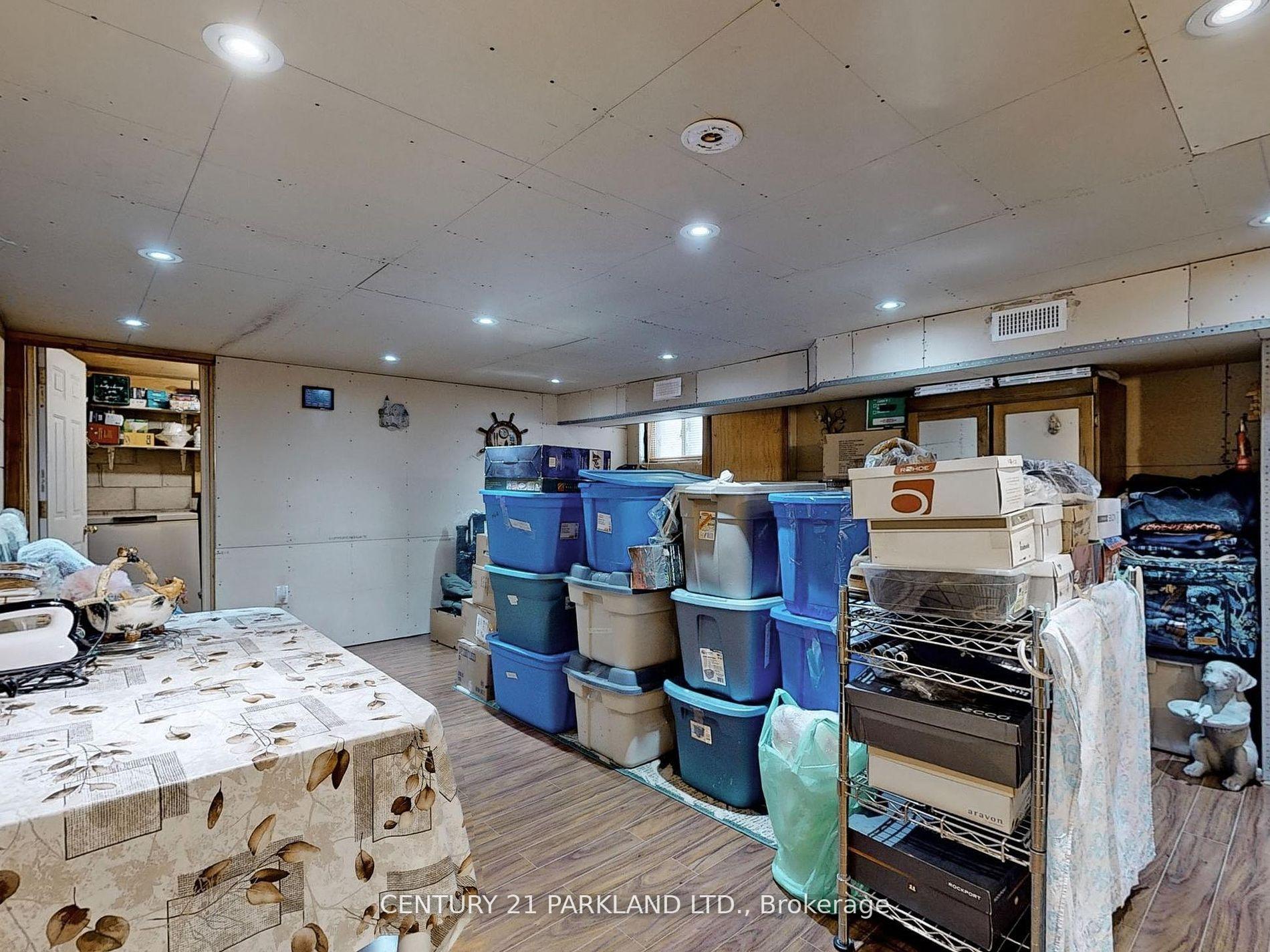 Photo 21 of 526 Milverton Boulevard, Toronto, Danforth — HOMEH