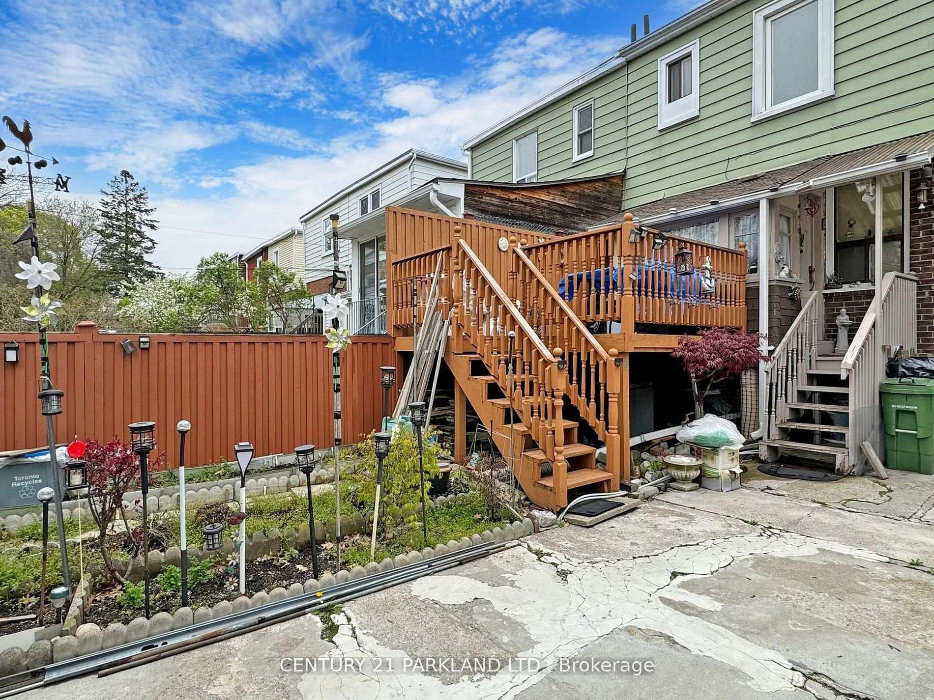 Photo 37 of 526 Milverton Boulevard, Toronto, Danforth — HOMEH