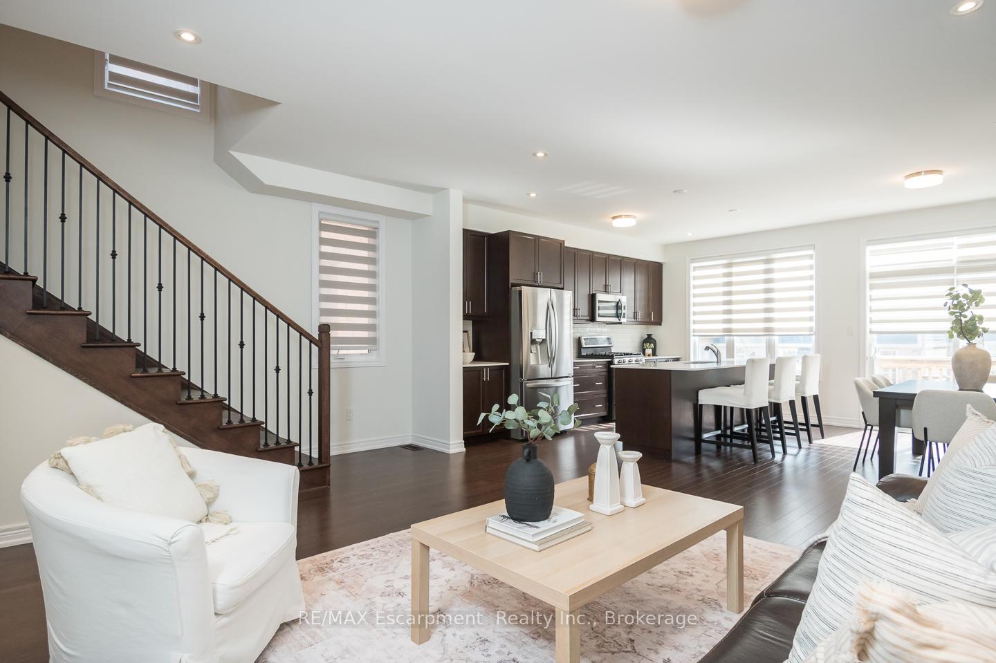 Photo 14 of 1354 Farmstead Drive, Milton, Ford — HOMEH
