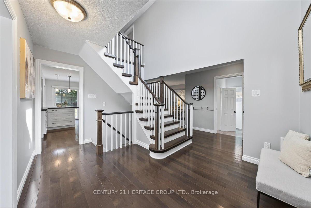 Photo 16 of 76 Attridge Drive, Aurora, Aurora Village — HOMEH
