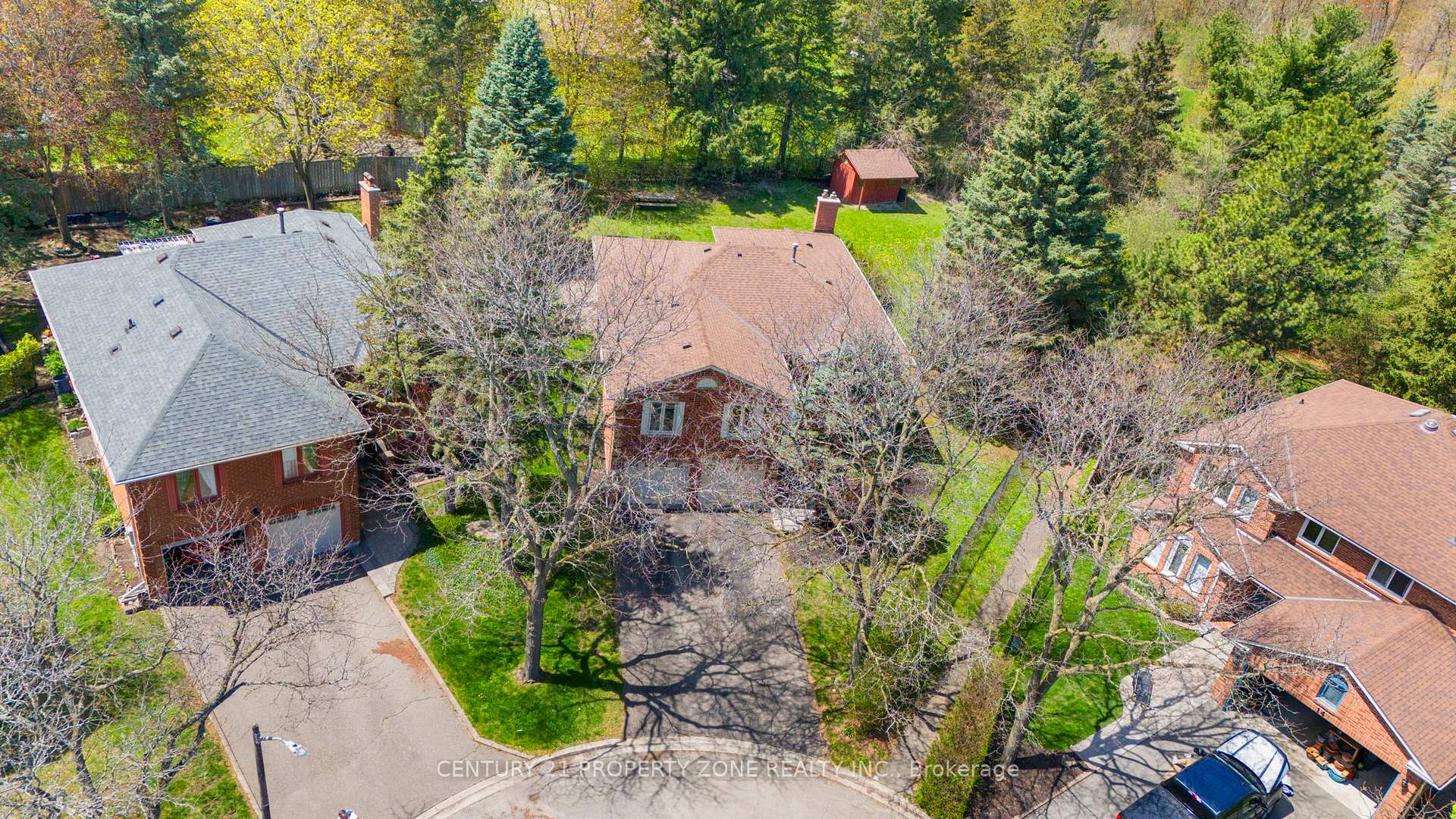 Photo 3 of 12 Archer Court, Brampton, Snelgrove — HOMEH
