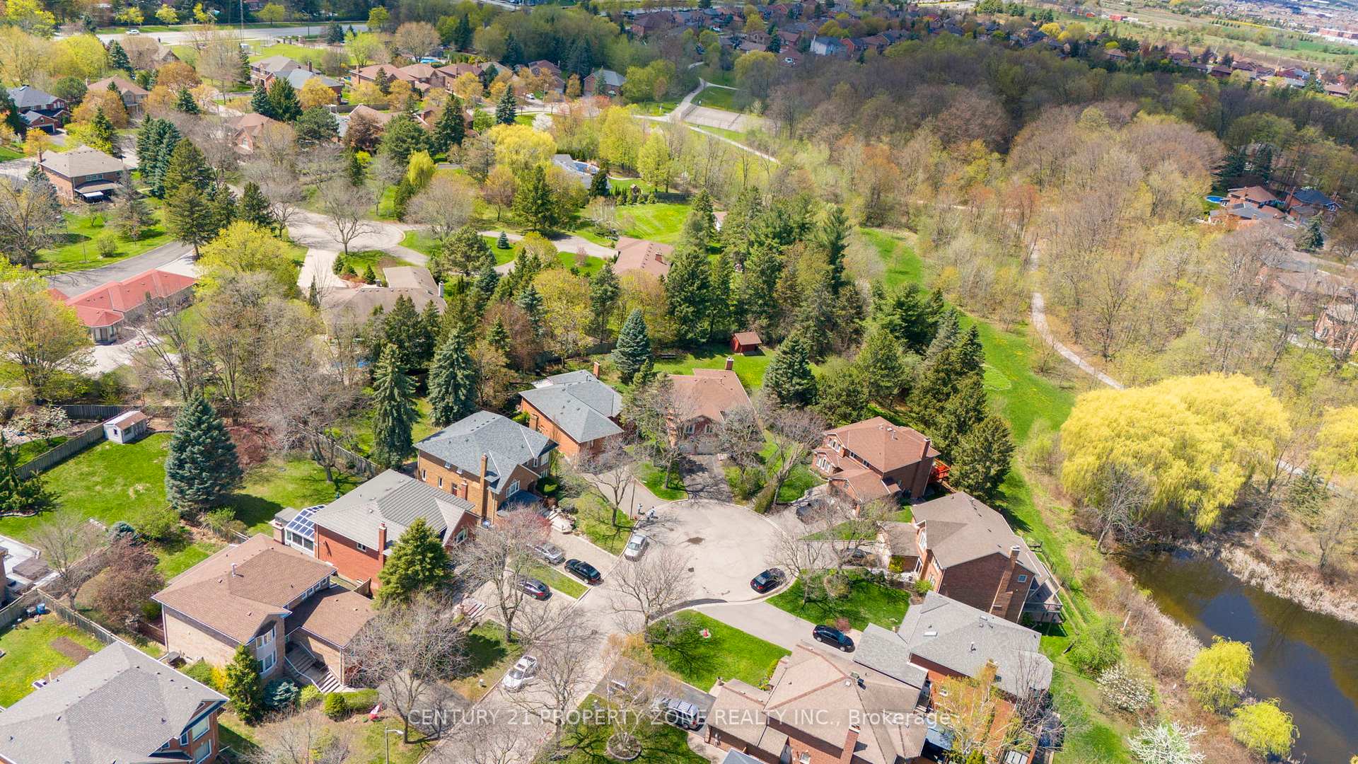 Photo 6 of 12 Archer Court, Brampton, Snelgrove — HOMEH