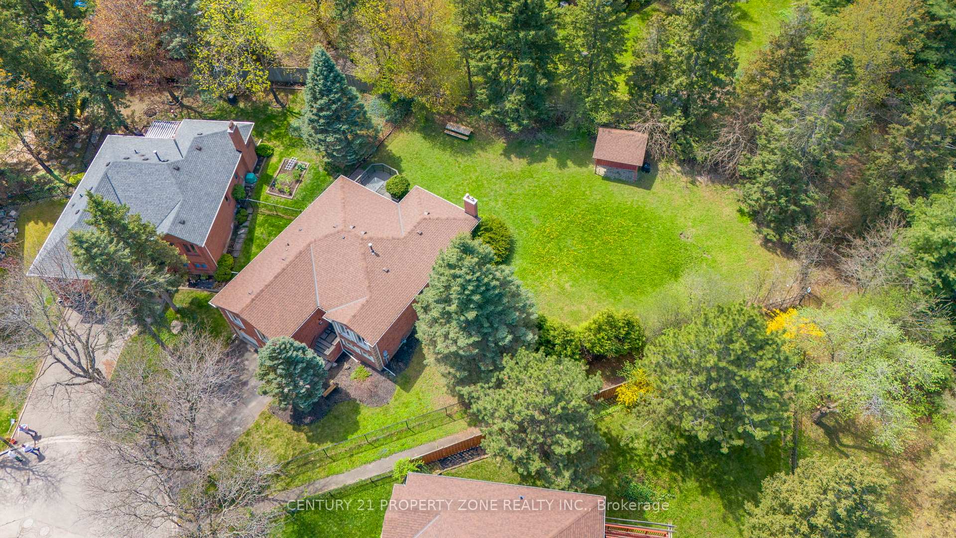 Photo 12 of 12 Archer Court, Brampton, Snelgrove — HOMEH