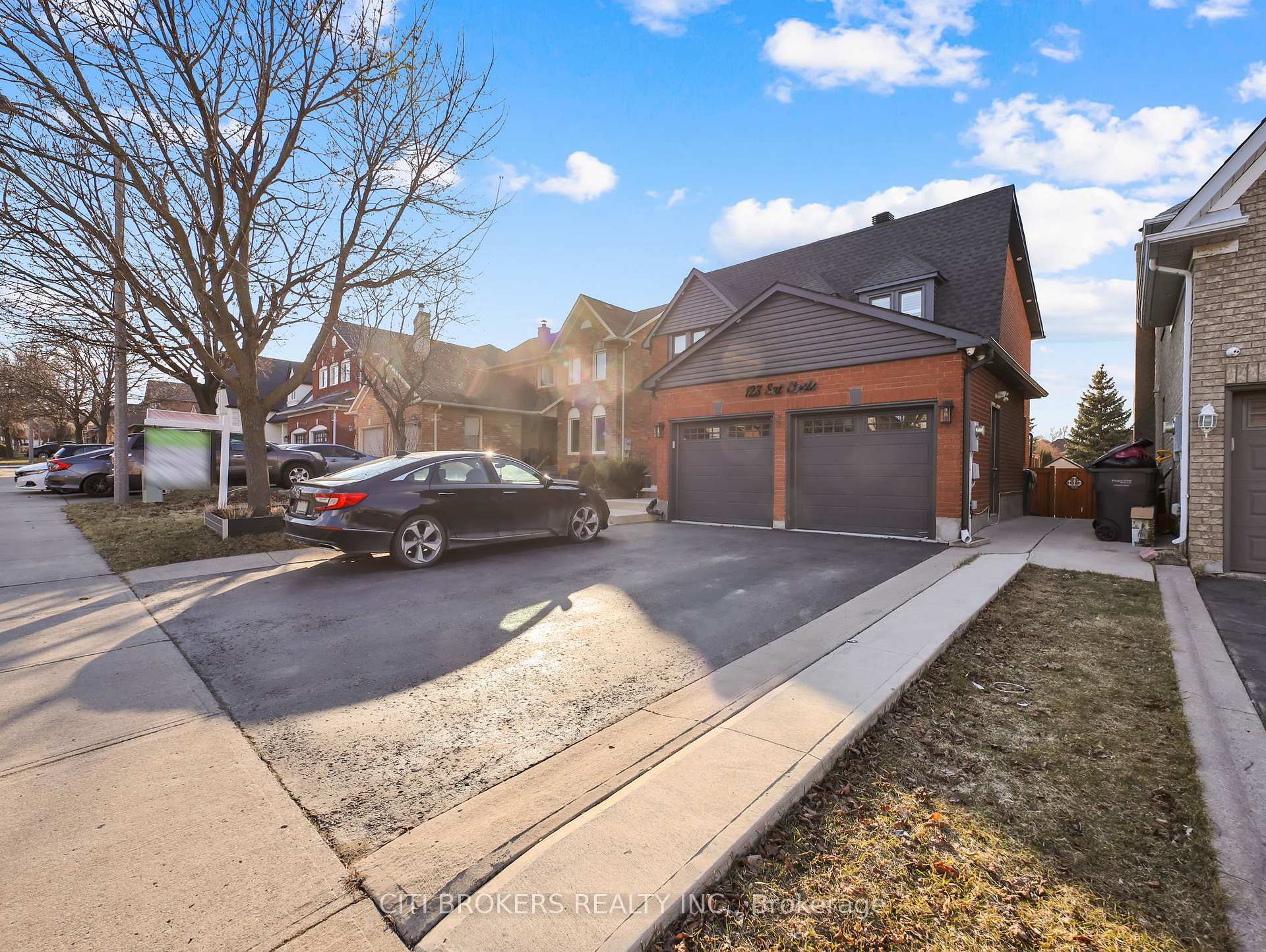 Photo 5 of 123 Sal Circle, Brampton, Sandringham-Wellington — HOMEH