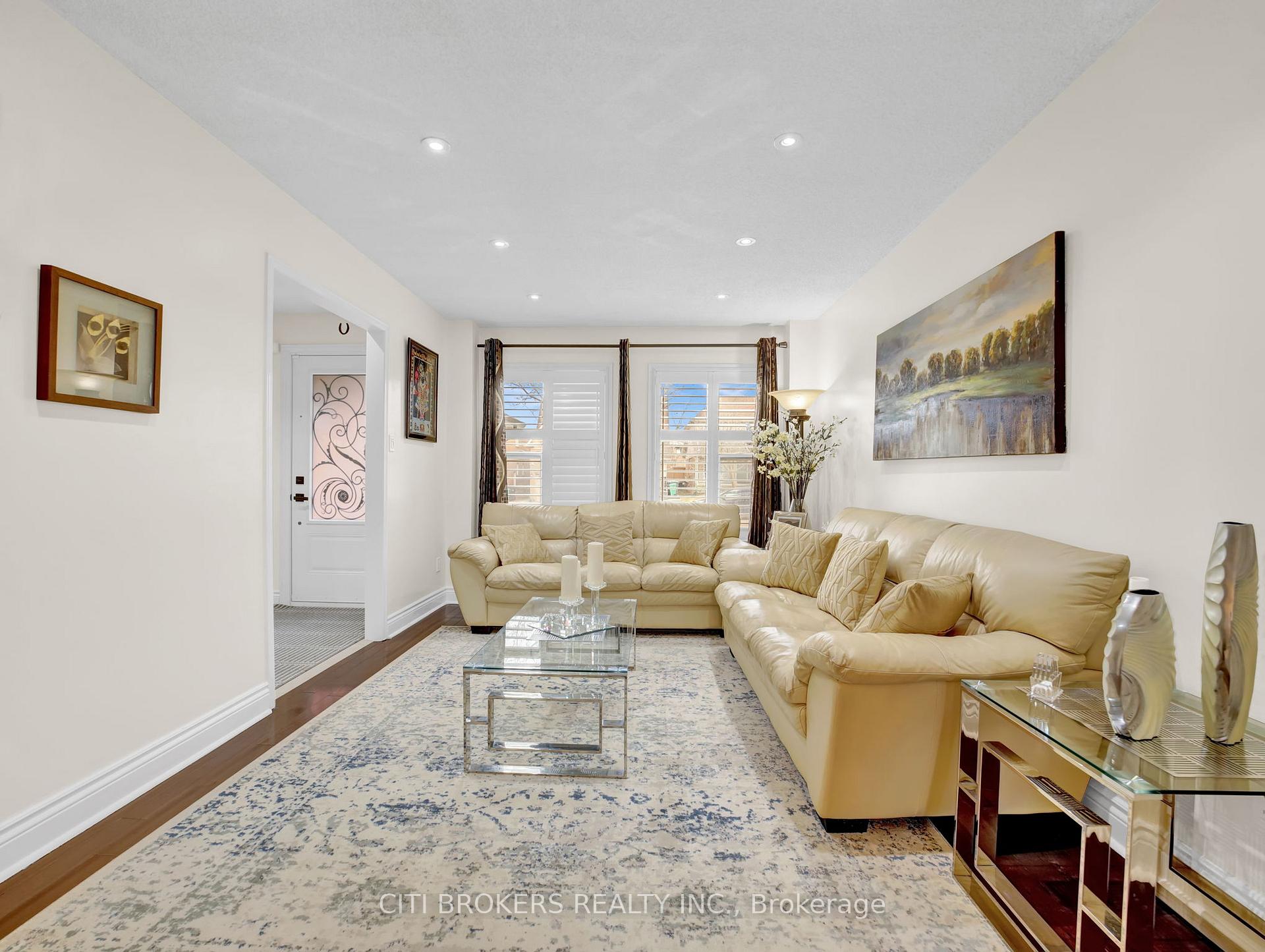 Photo 10 of 123 Sal Circle, Brampton, Sandringham-Wellington — HOMEH