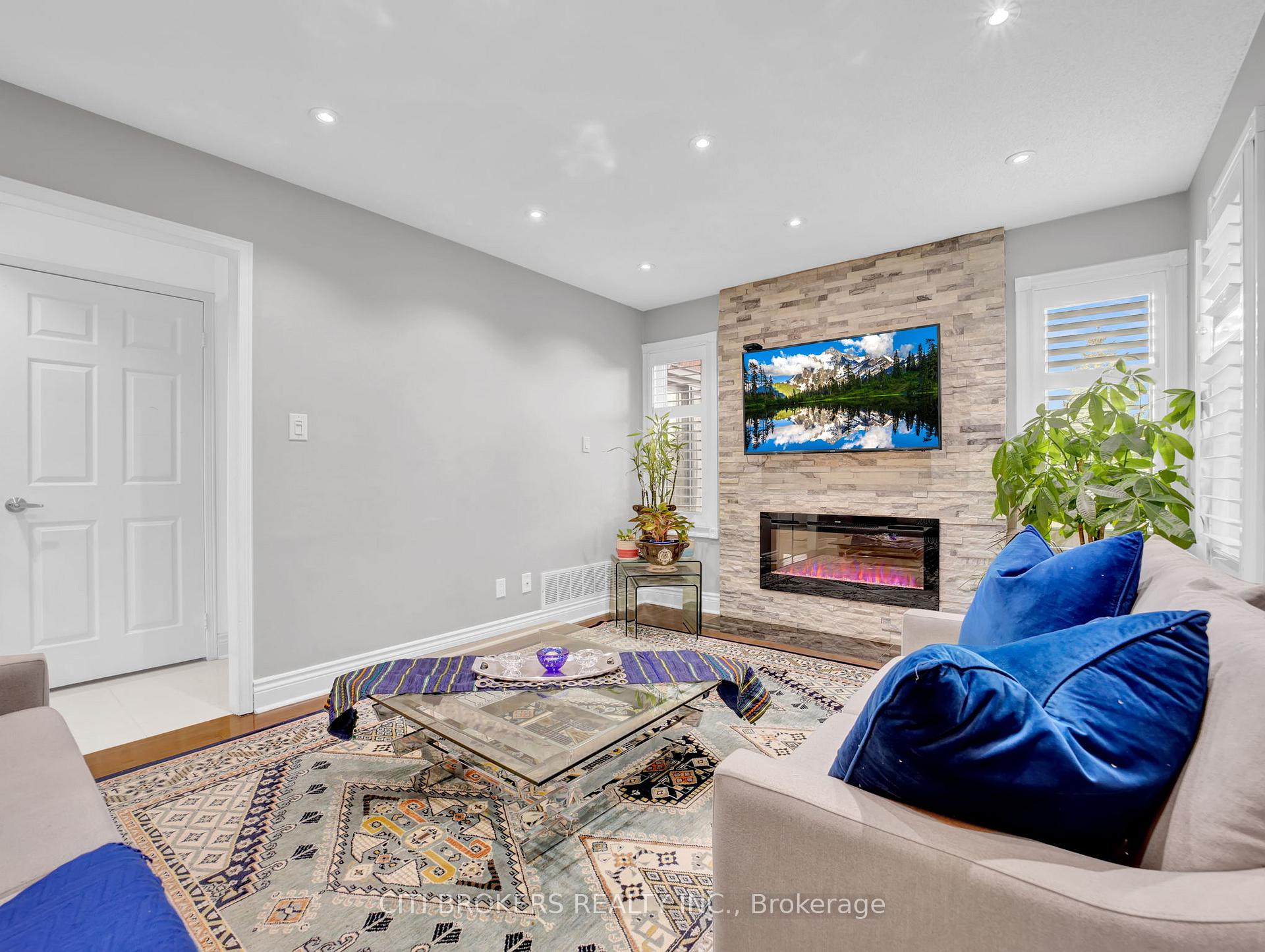 Photo 21 of 123 Sal Circle, Brampton, Sandringham-Wellington — HOMEH