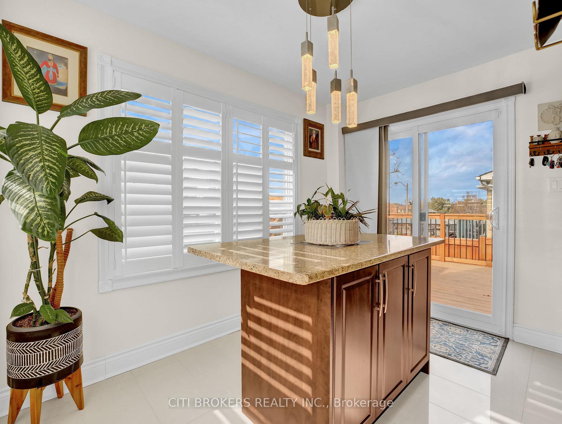 Photo 16 of 123 Sal Circle, Brampton, Sandringham-Wellington — HOMEH