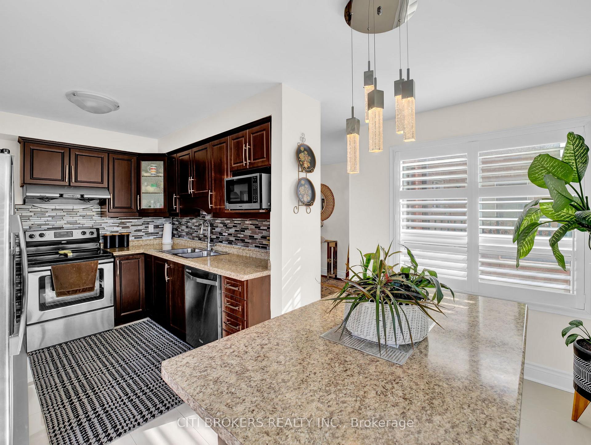 Photo 28 of 123 Sal Circle, Brampton, Sandringham-Wellington — HOMEH