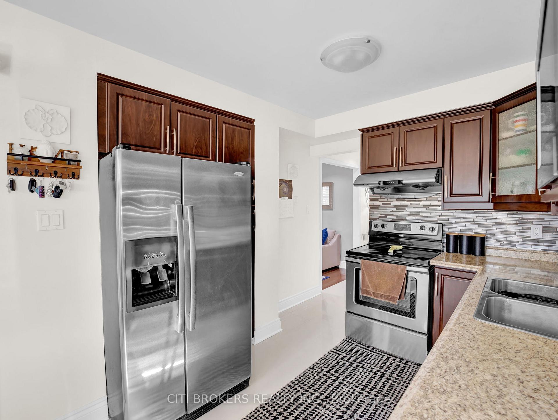 Photo 15 of 123 Sal Circle, Brampton, Sandringham-Wellington — HOMEH
