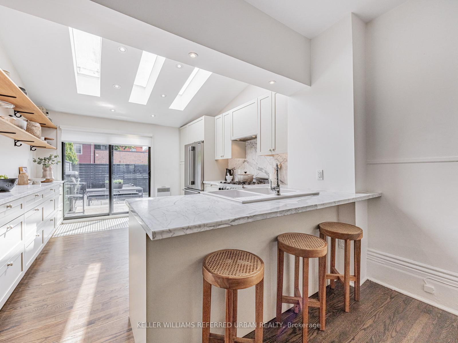 Photo 26 of 21 Northcote Avenue, Toronto, Little Portugal — HOMEH