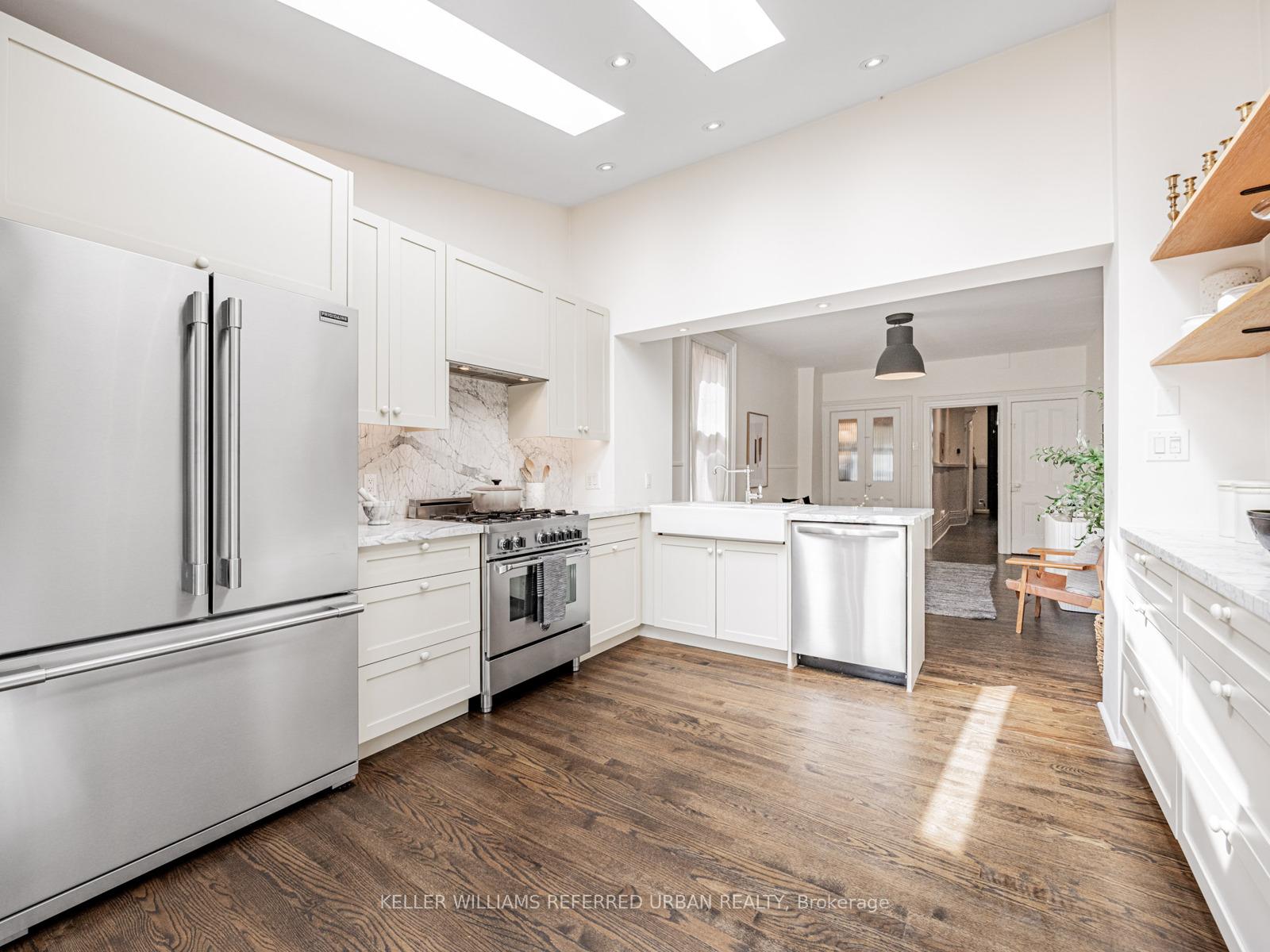 Photo 10 of 21 Northcote Avenue, Toronto, Little Portugal — HOMEH
