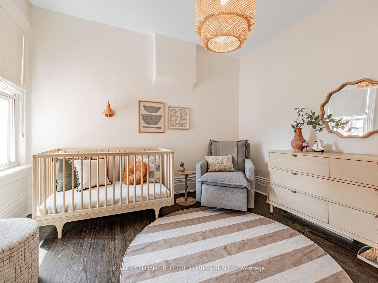 Photo 13 of 21 Northcote Avenue, Toronto, Little Portugal — HOMEH