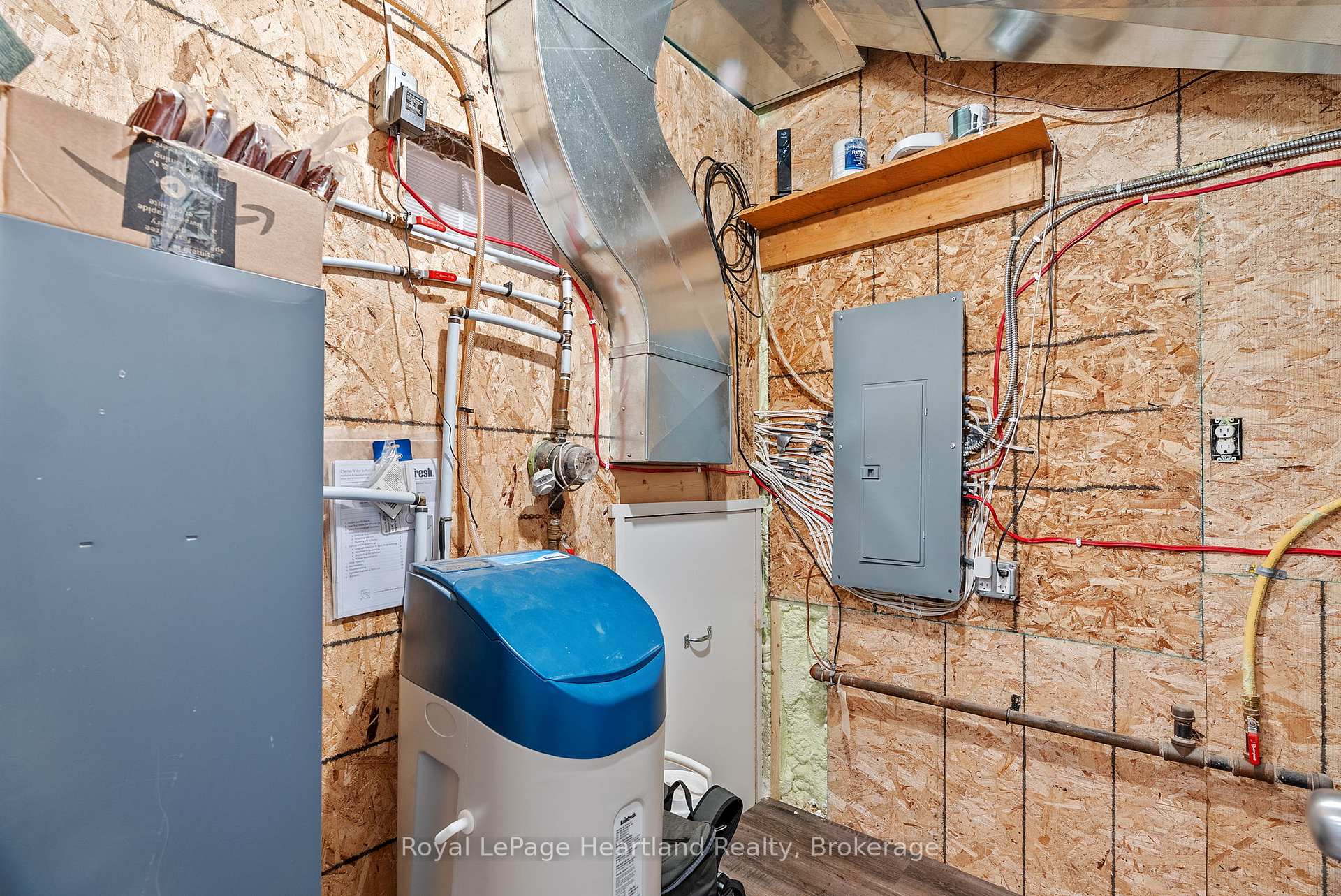 Photo 18 of 393 Shuter Street, North Huron, Wingham — HOMEH