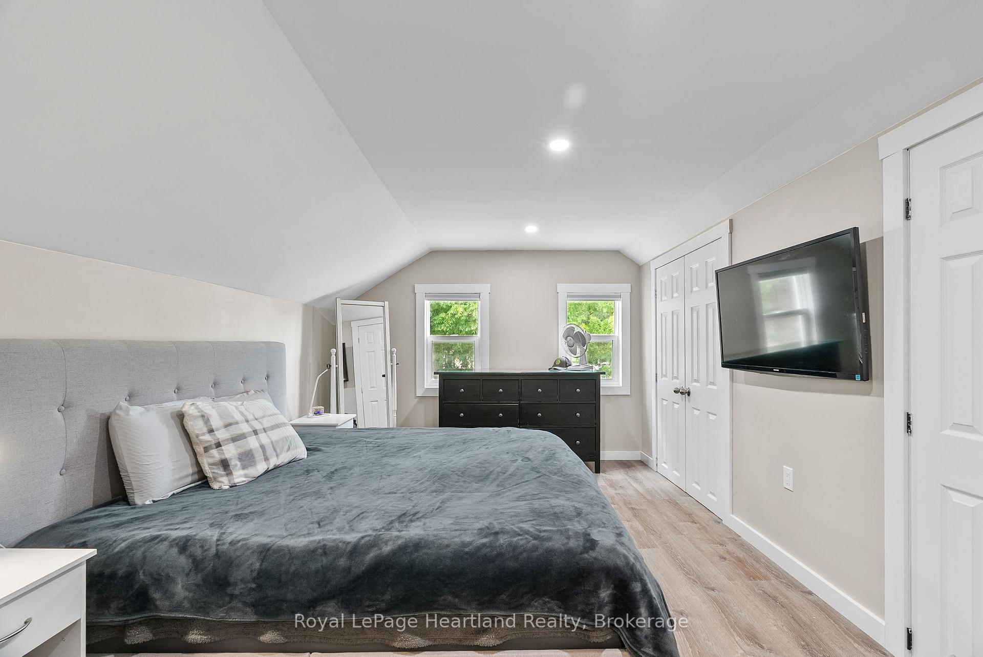 Photo 19 of 393 Shuter Street, North Huron, Wingham — HOMEH