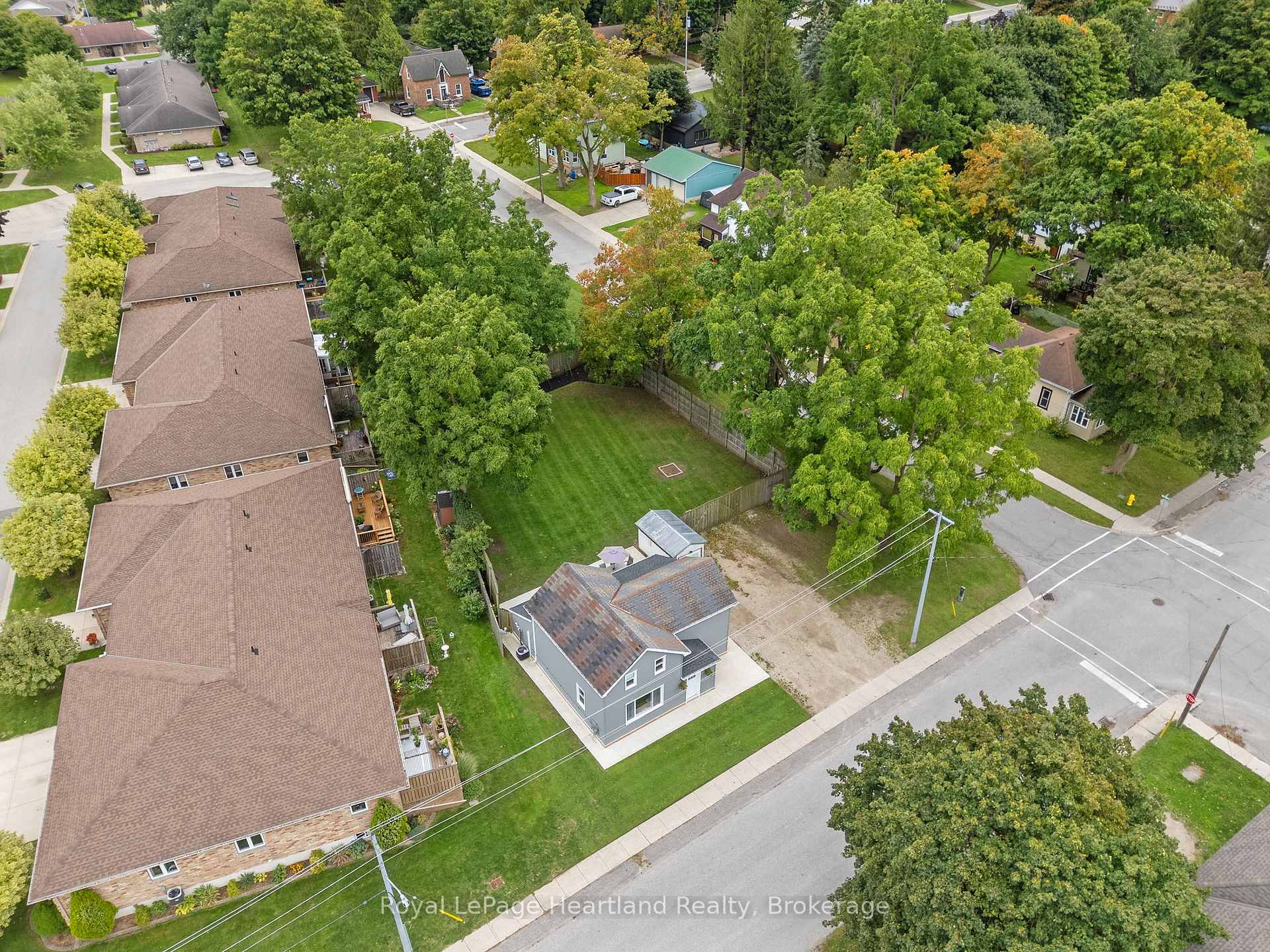 Photo 41 of 393 Shuter Street, North Huron, Wingham — HOMEH