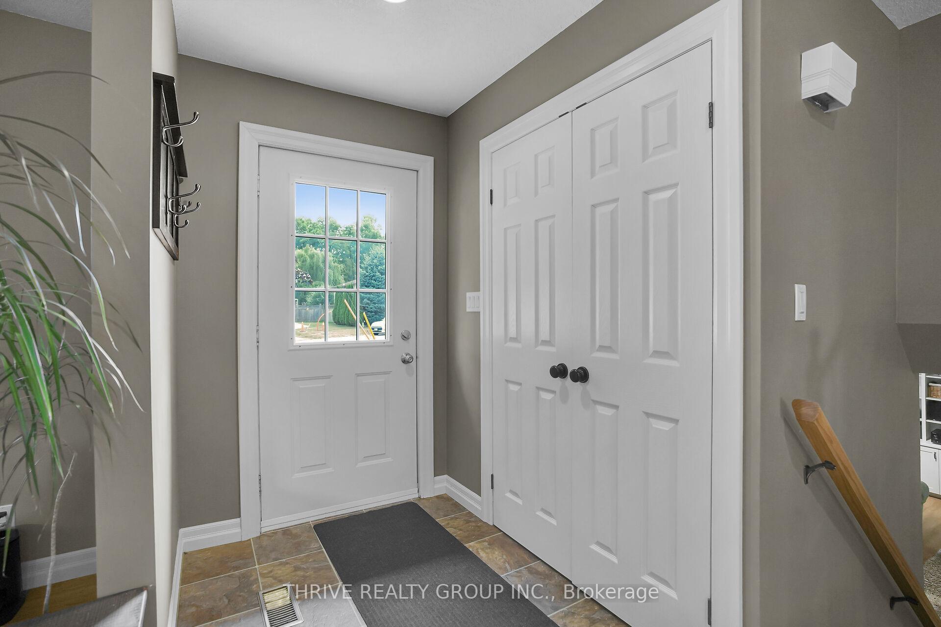 Photo 9 of 123 Michelle Avenue, North Middlesex, Parkhill — HOMEH