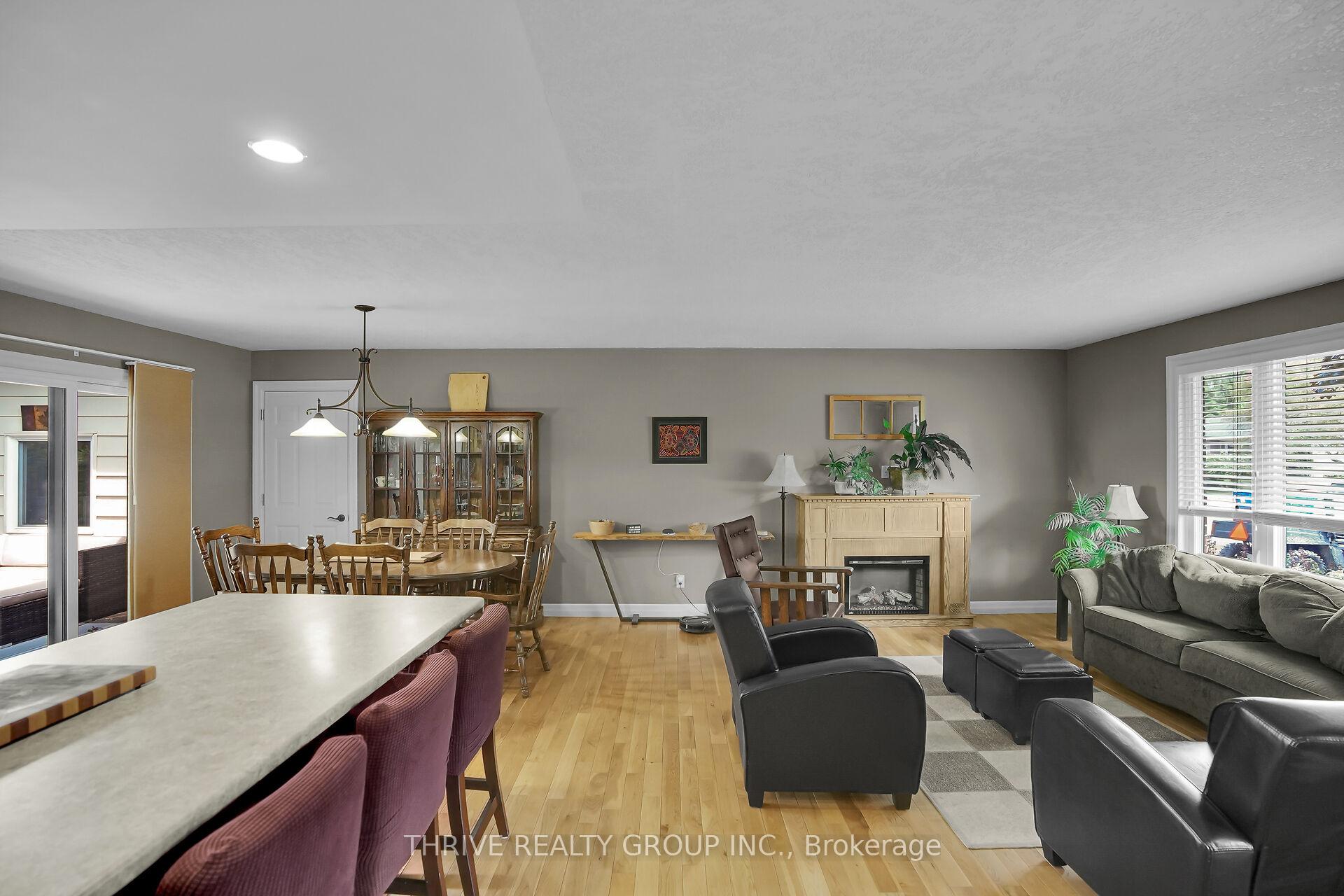 Photo 22 of 123 Michelle Avenue, North Middlesex, Parkhill — HOMEH