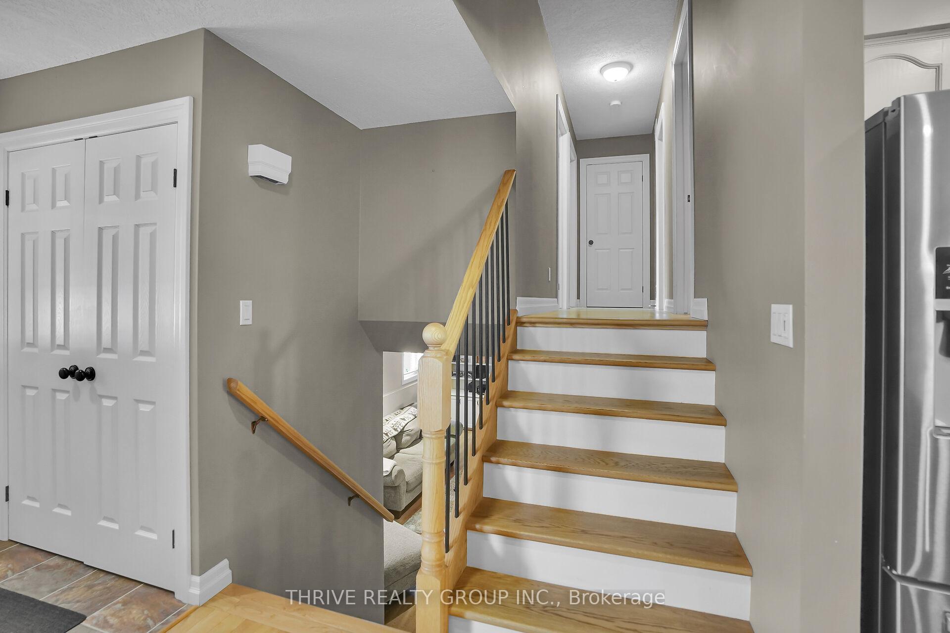 Photo 12 of 123 Michelle Avenue, North Middlesex, Parkhill — HOMEH