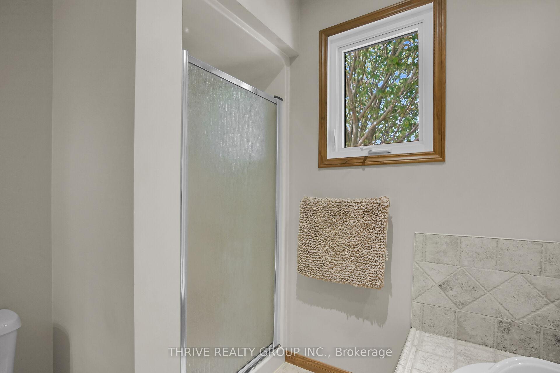 Photo 36 of 123 Michelle Avenue, North Middlesex, Parkhill — HOMEH