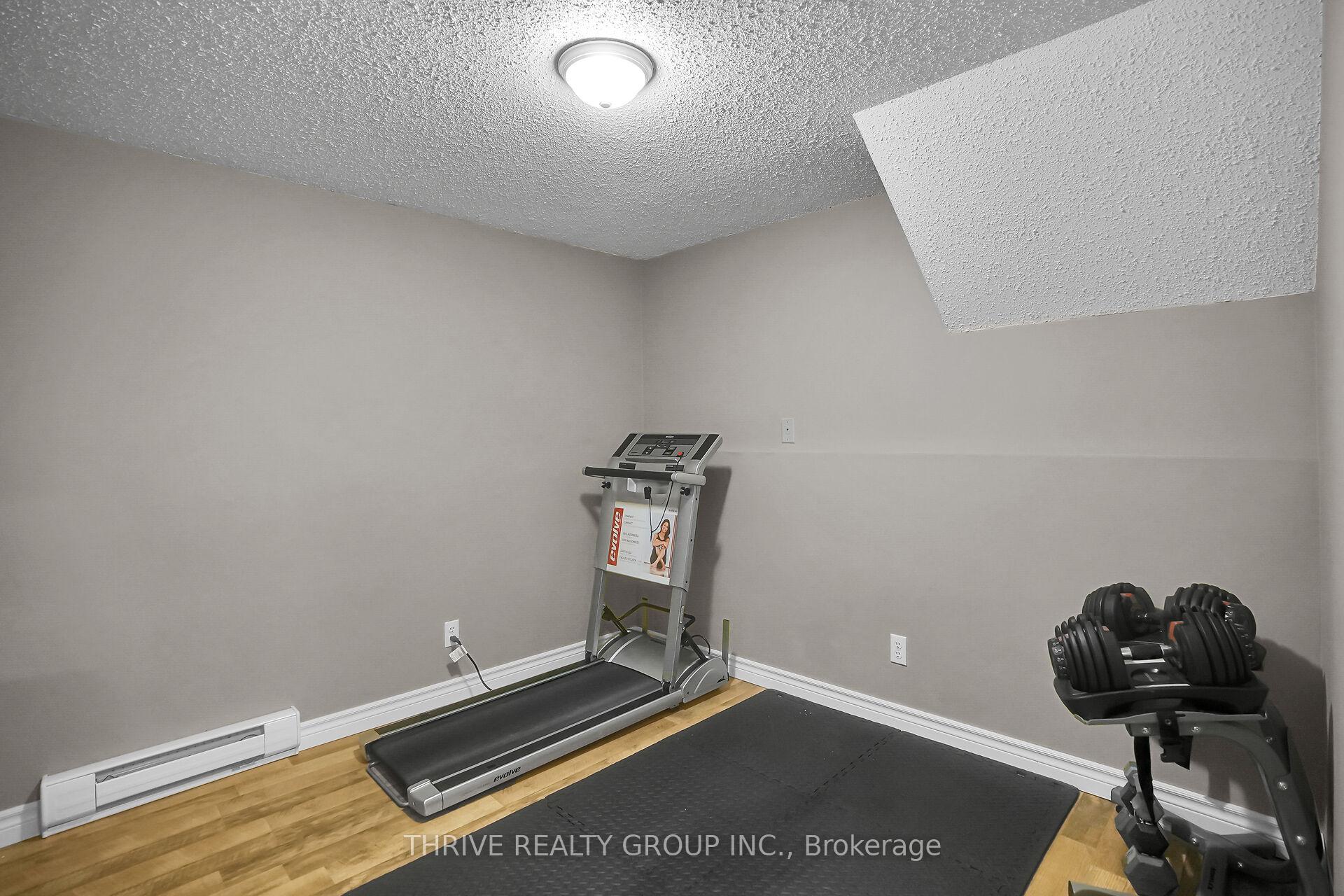 Photo 34 of 123 Michelle Avenue, North Middlesex, Parkhill — HOMEH
