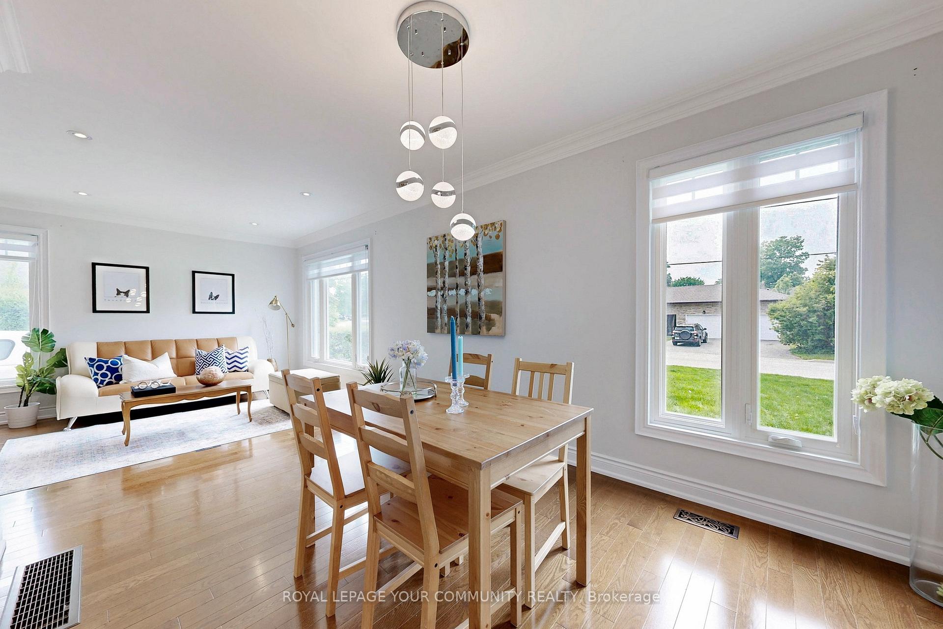 Photo 15 of 5 Wenderly Drive, Aurora, Aurora Village — HOMEH