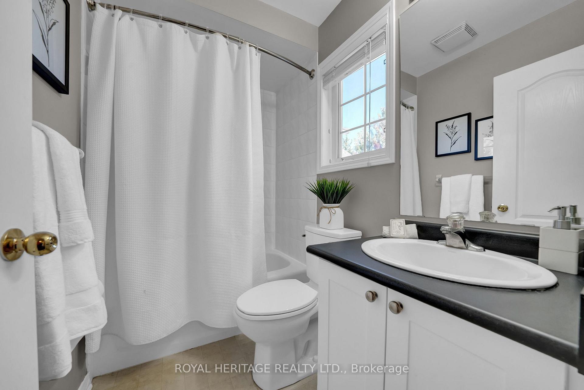 Photo 23 of 74 Stillwell Lane, Clarington, Newcastle — HOMEH