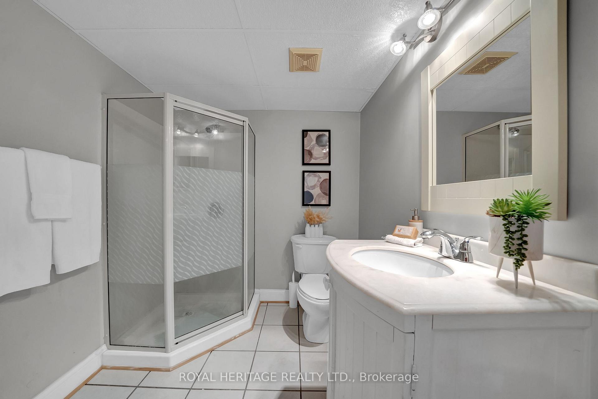 Photo 24 of 74 Stillwell Lane, Clarington, Newcastle — HOMEH
