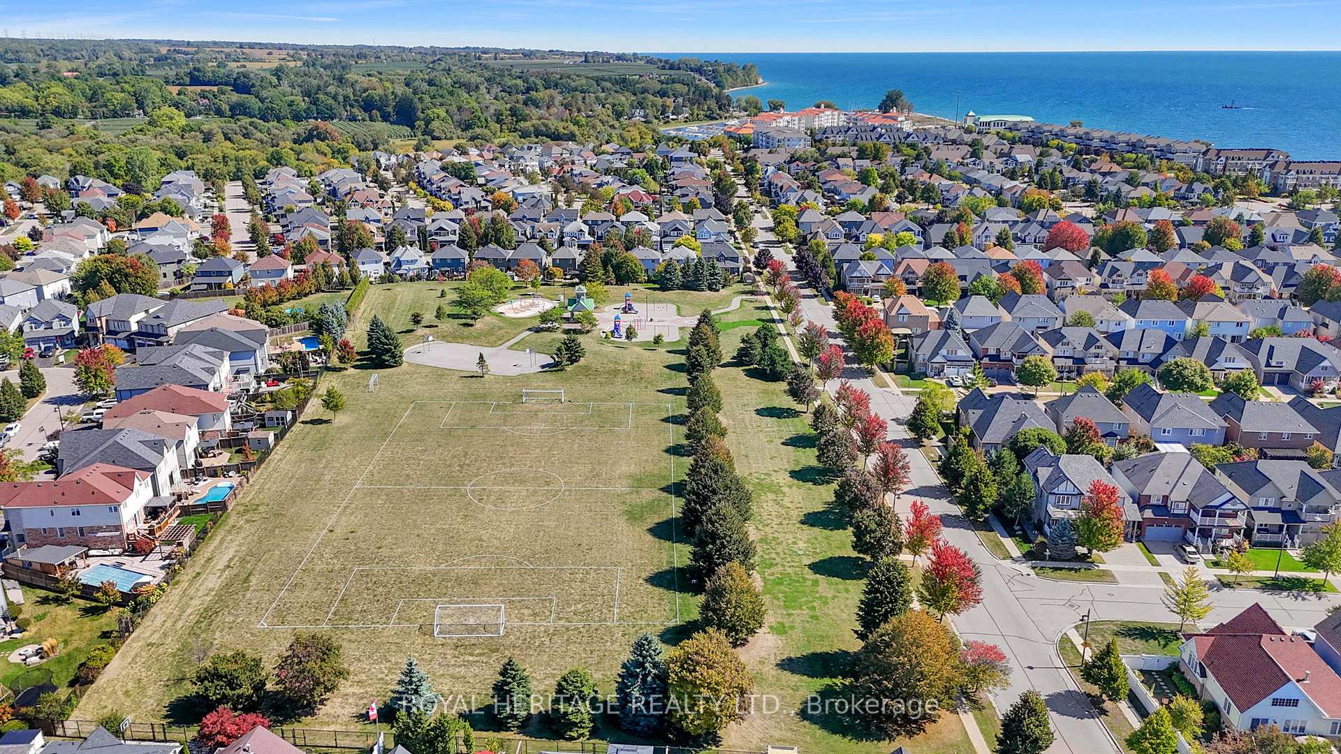 Photo 37 of 74 Stillwell Lane, Clarington, Newcastle — HOMEH