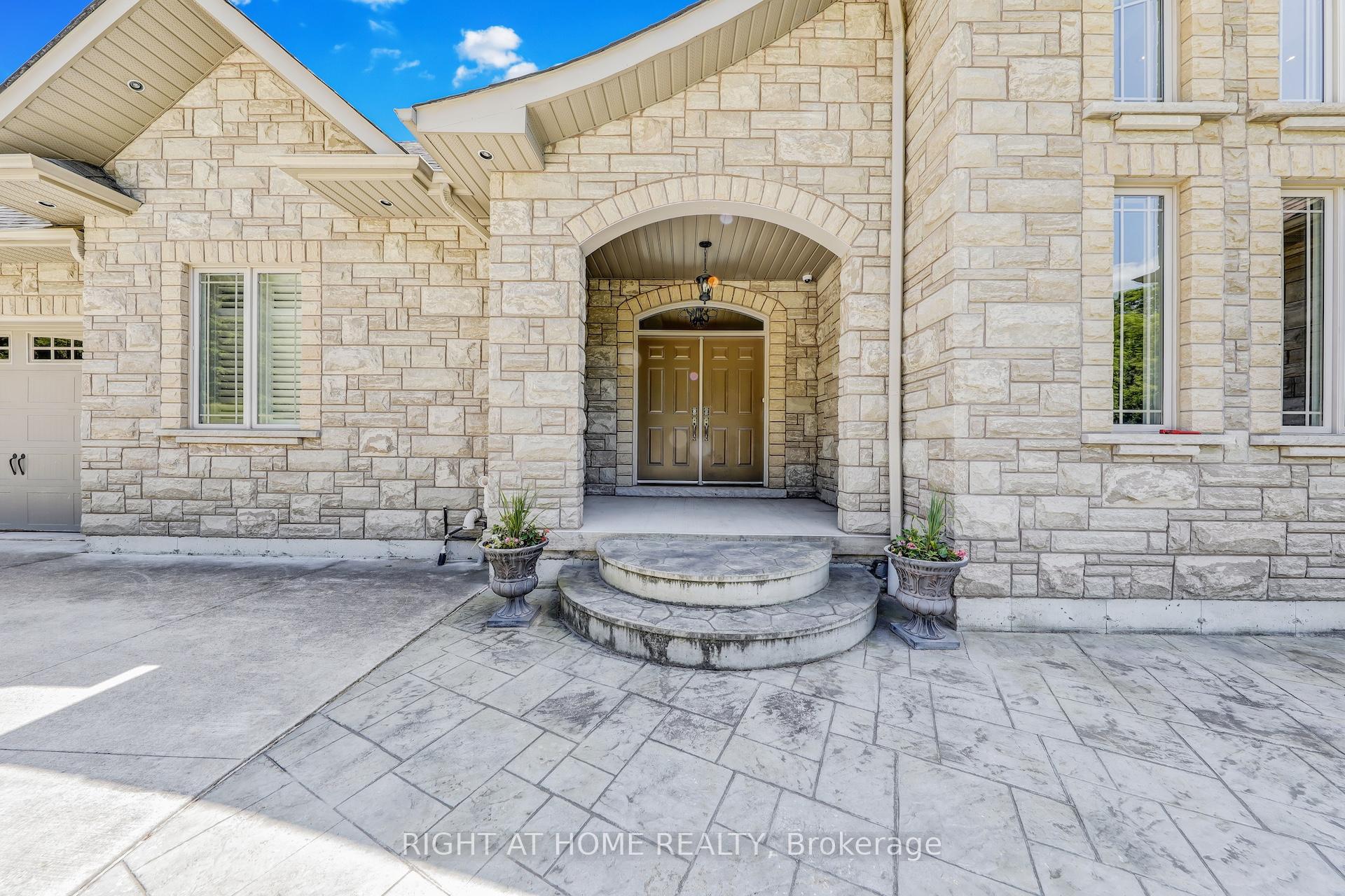 Photo 6 of 15848 Mountainview Road, Caledon, Caledon East — HOMEH