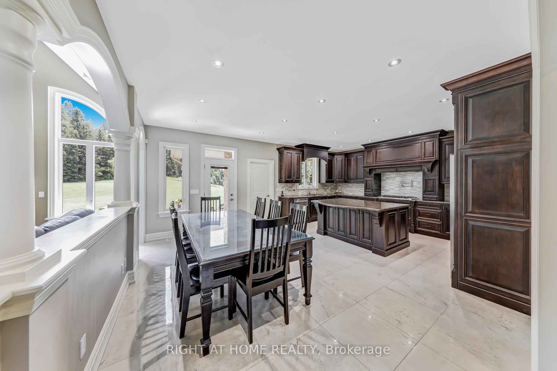 Photo 11 of 15848 Mountainview Road, Caledon, Caledon East — HOMEH