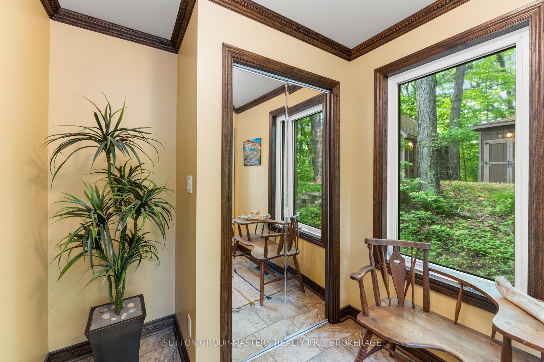 Photo 2 of 4216 Pine Ridge Drive, Frontenac, Frontenac South — HOMEH