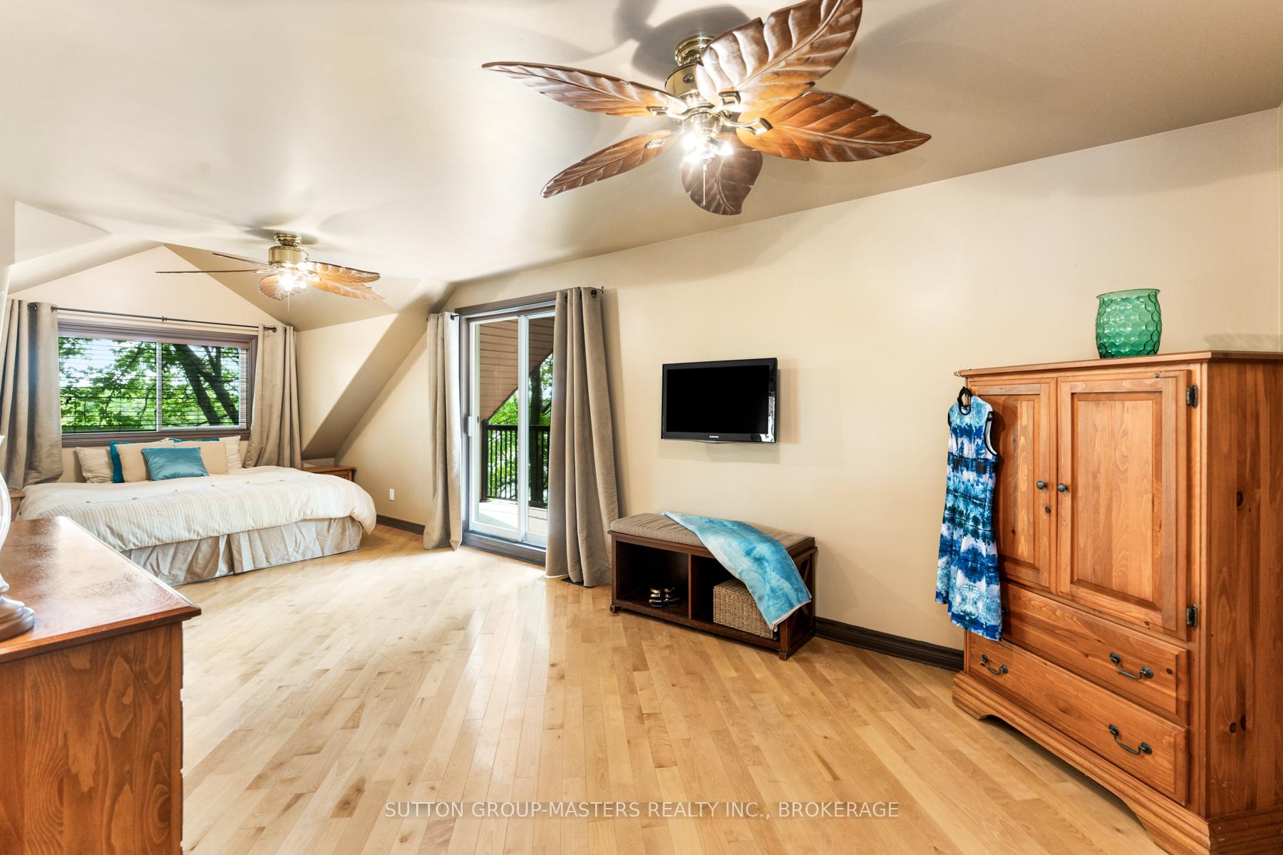 Photo 13 of 4216 Pine Ridge Drive, Frontenac, Frontenac South — HOMEH
