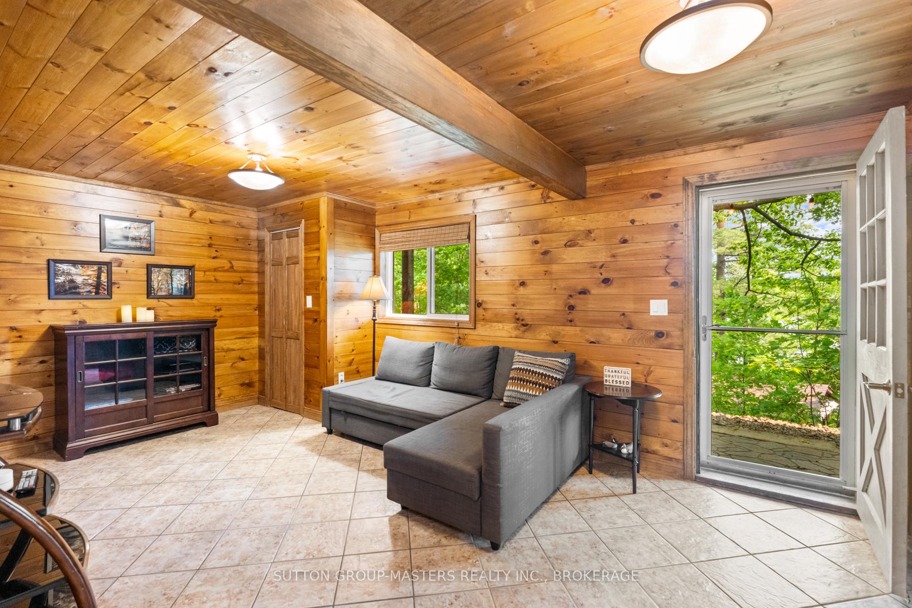 Photo 16 of 4216 Pine Ridge Drive, Frontenac, Frontenac South — HOMEH