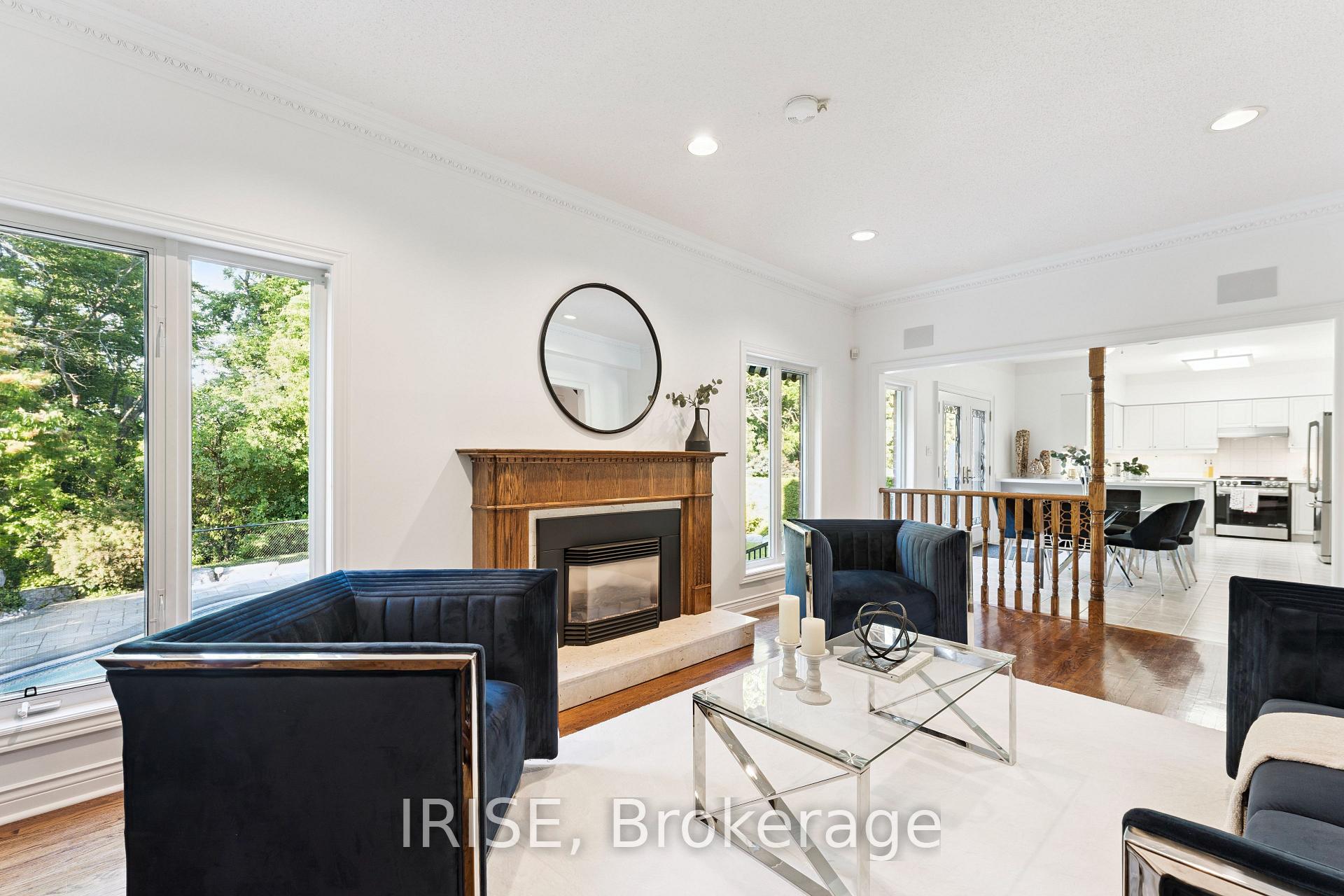 Photo 14 of 20 Viewmount Crescent, Brampton, Snelgrove — HOMEH