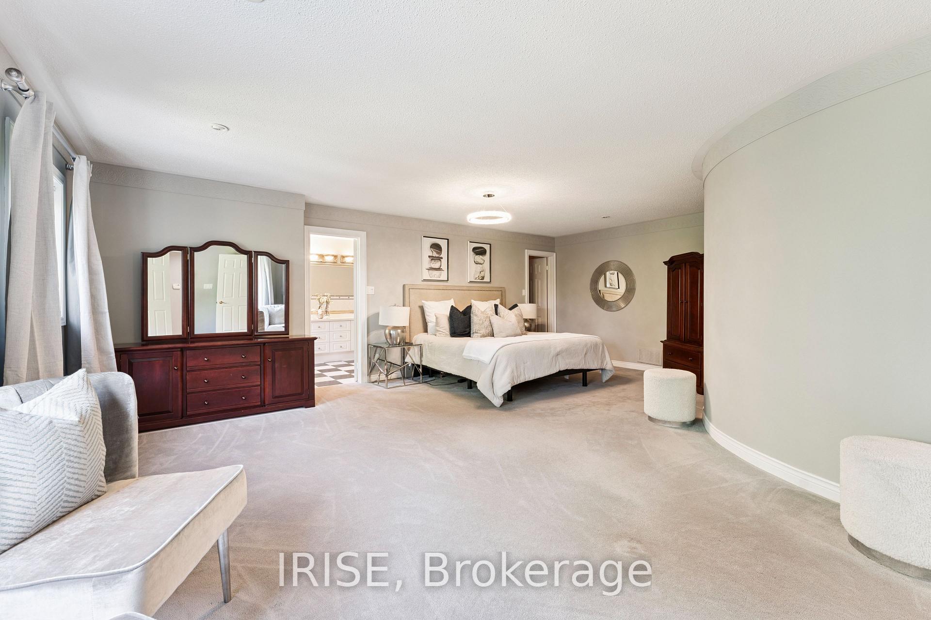 Photo 20 of 20 Viewmount Crescent, Brampton, Snelgrove — HOMEH