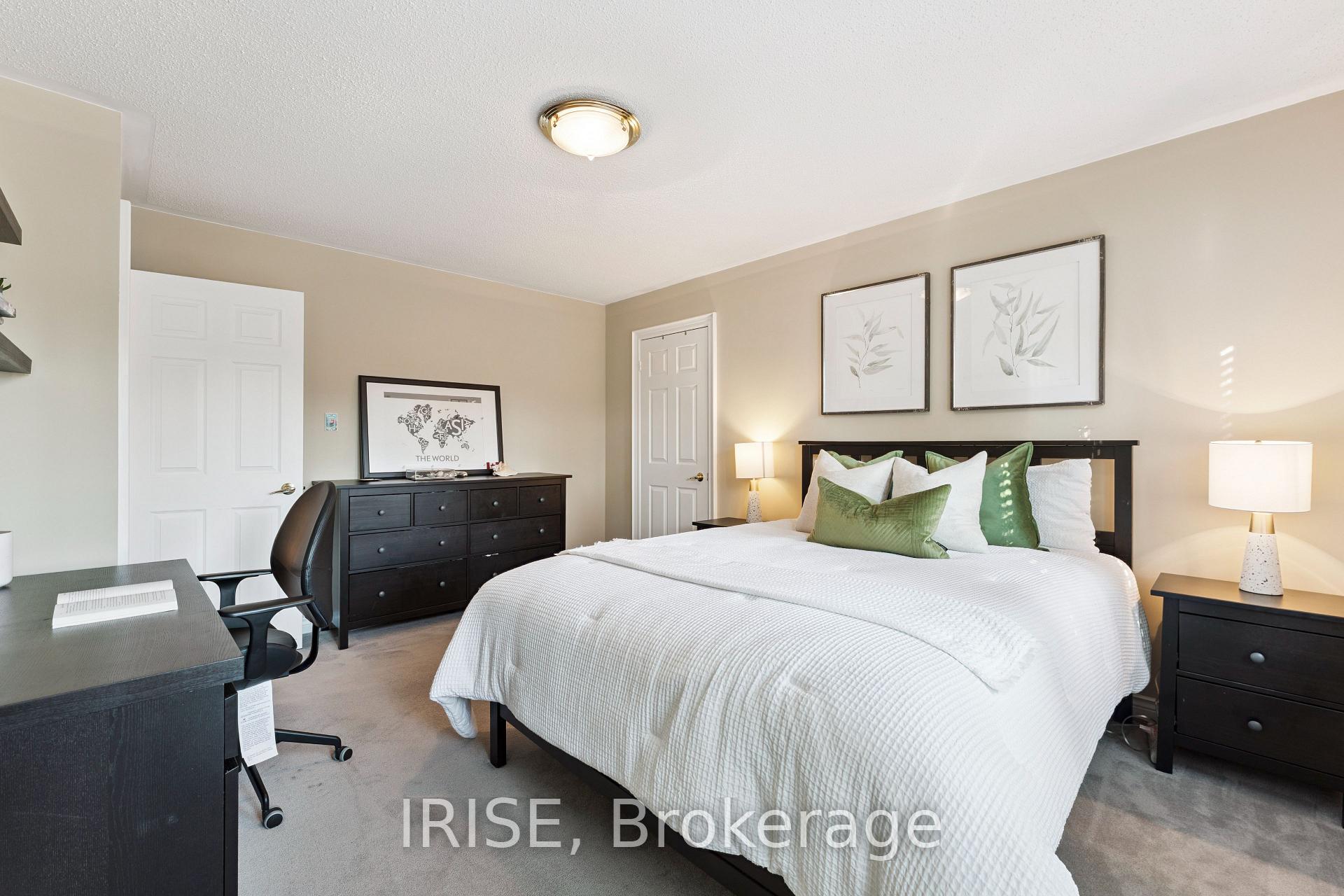 Photo 32 of 20 Viewmount Crescent, Brampton, Snelgrove — HOMEH