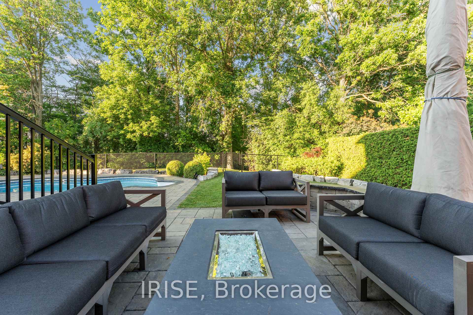 Photo 27 of 20 Viewmount Crescent, Brampton, Snelgrove — HOMEH
