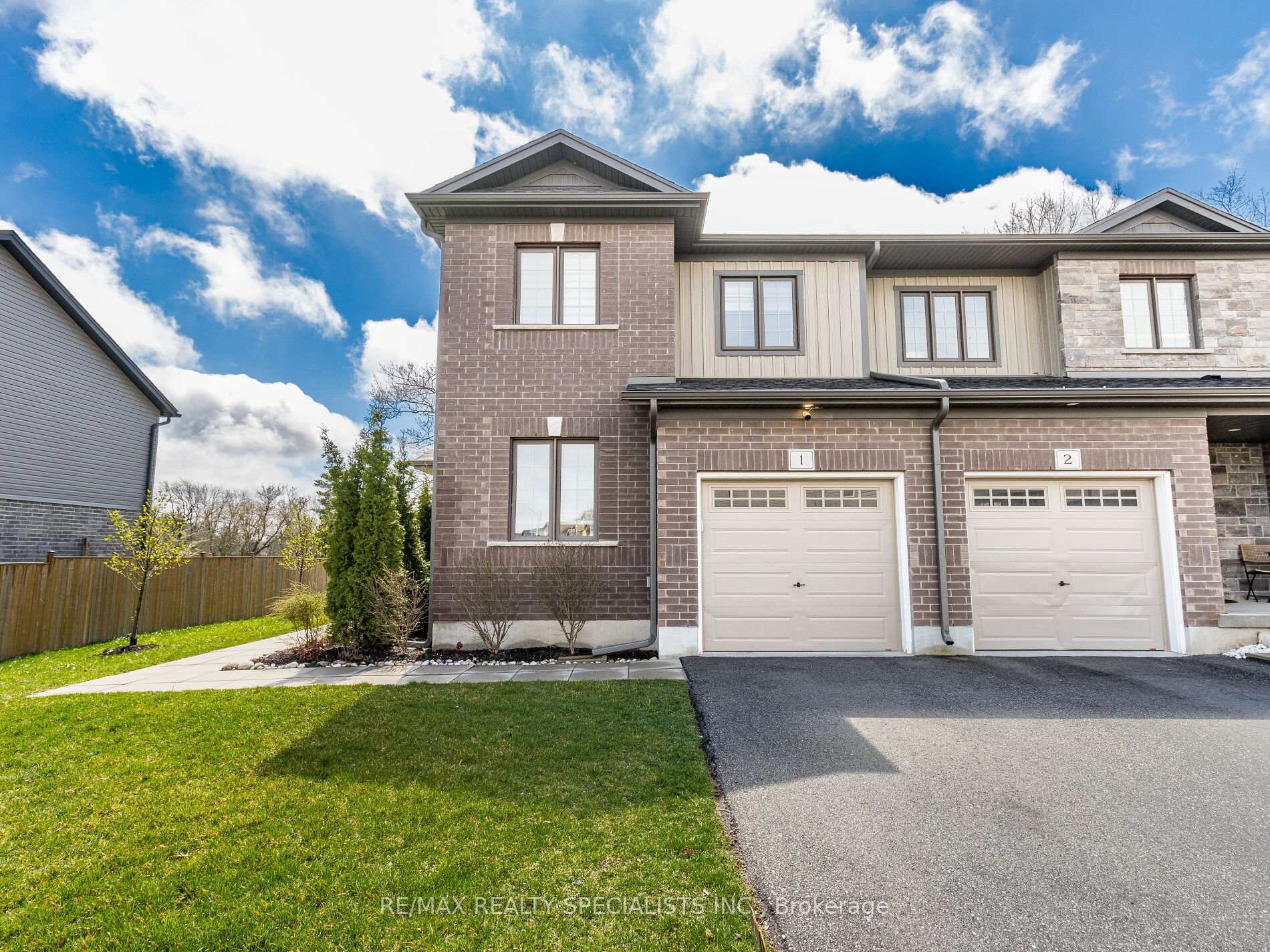 Photo 1 of Unit 1, 135 Hardcastle Drive, Cambridge — HOMEH