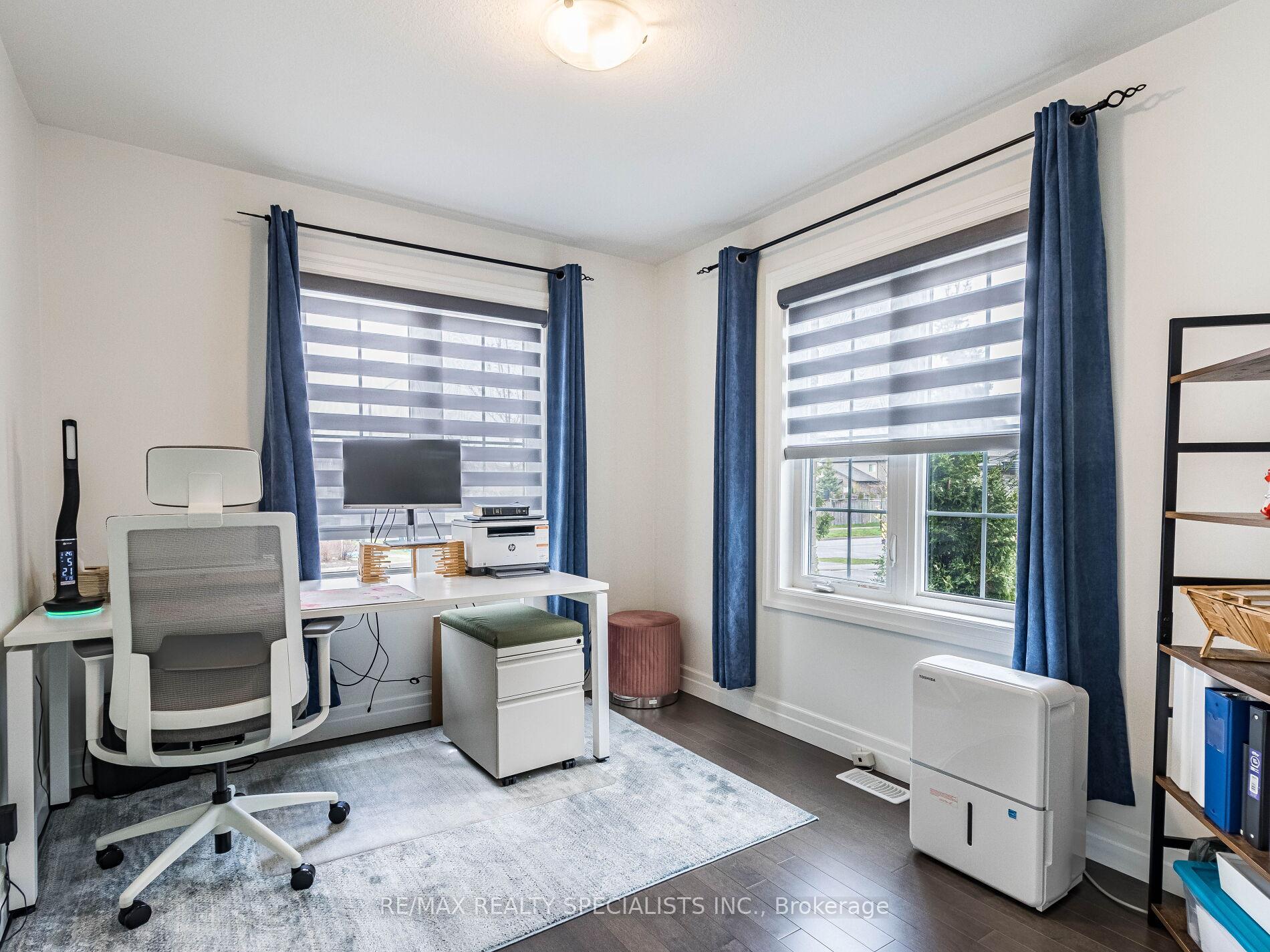 Photo 5 of Unit 1, 135 Hardcastle Drive, Cambridge — HOMEH
