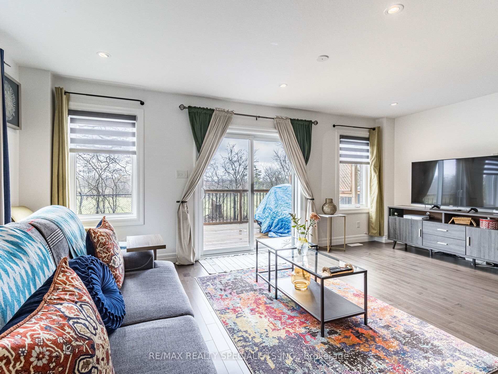 Photo 22 of Unit 1, 135 Hardcastle Drive, Cambridge — HOMEH