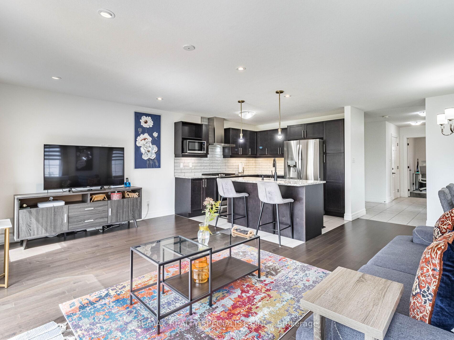 Photo 23 of Unit 1, 135 Hardcastle Drive, Cambridge — HOMEH