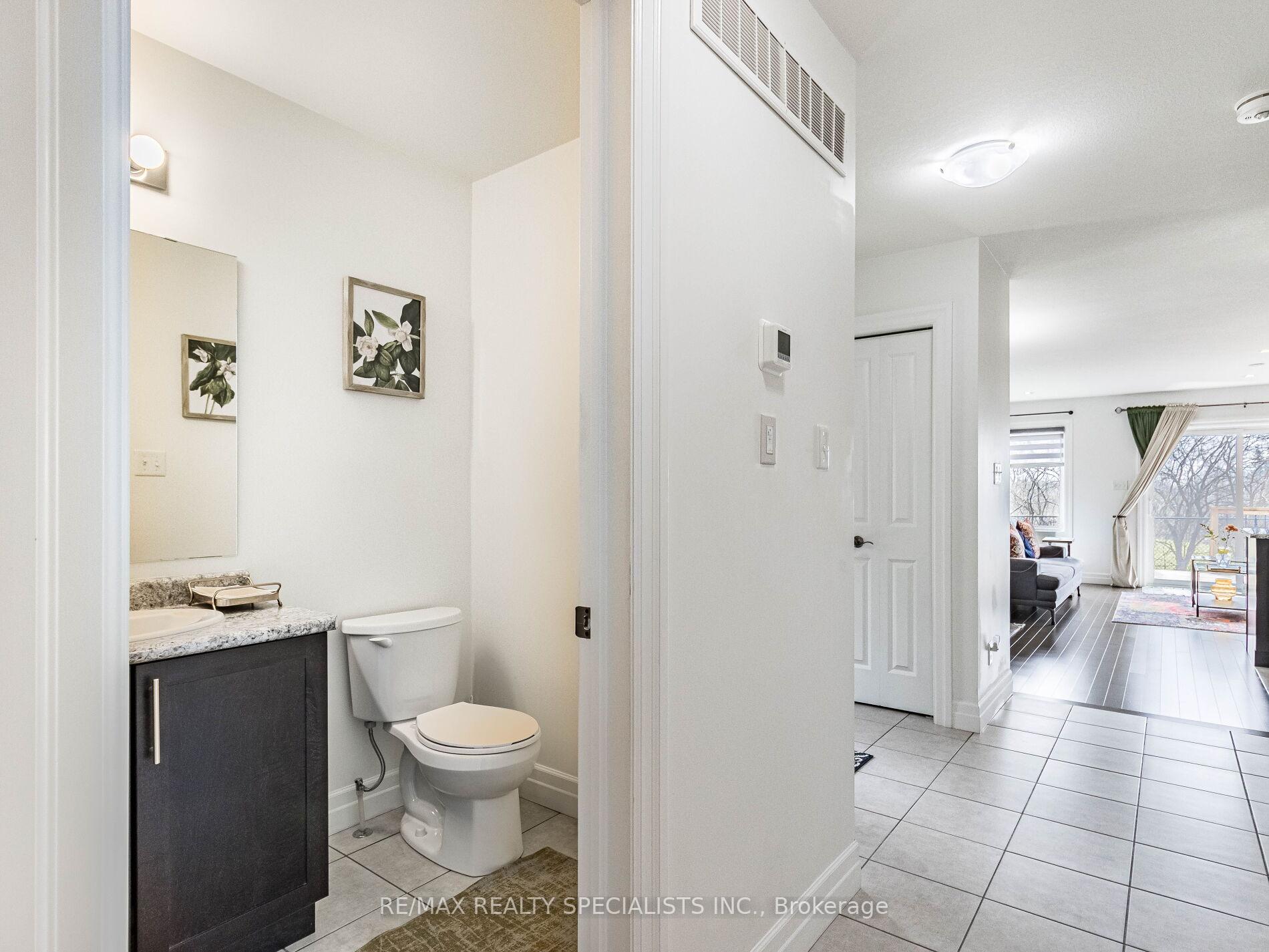 Photo 27 of Unit 1, 135 Hardcastle Drive, Cambridge — HOMEH