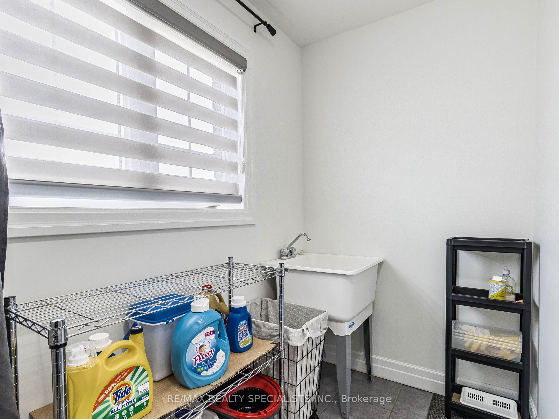 Photo 37 of Unit 1, 135 Hardcastle Drive, Cambridge — HOMEH