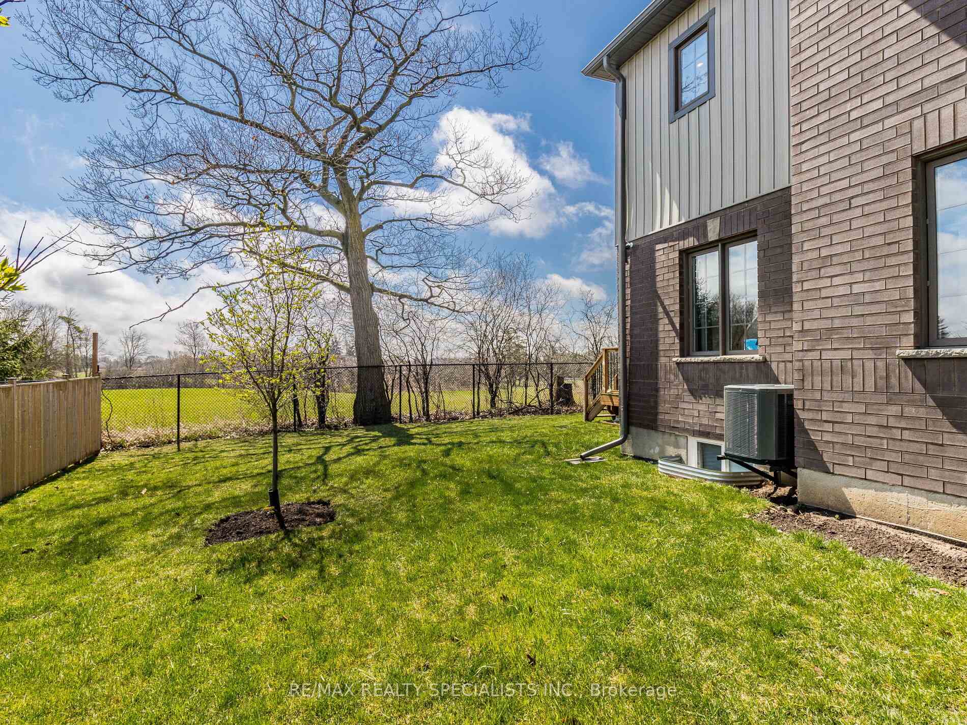 Photo 45 of Unit 1, 135 Hardcastle Drive, Cambridge — HOMEH